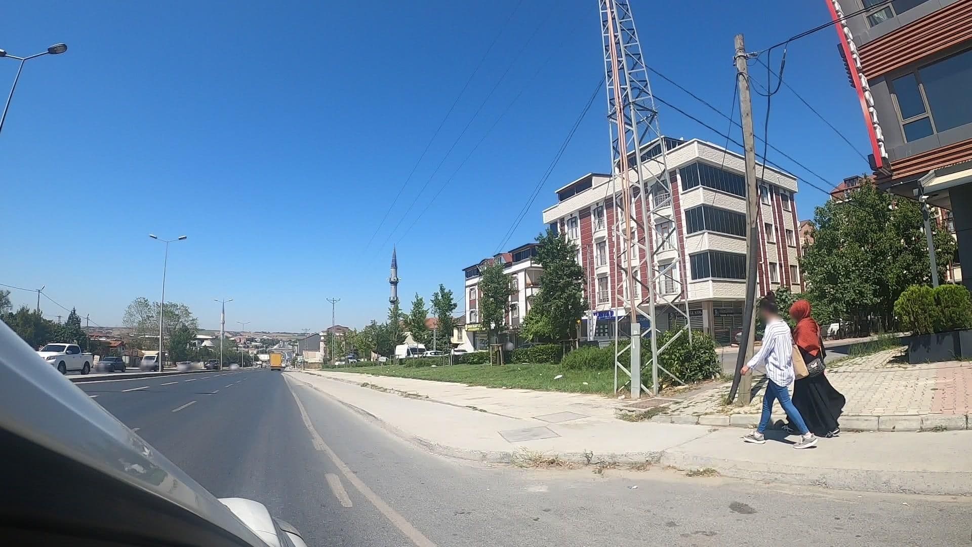 Street view near Med AİRPORT OTEL, Arnavutköy — © Eray_ozturk (CC BY-SA · Mapillary)