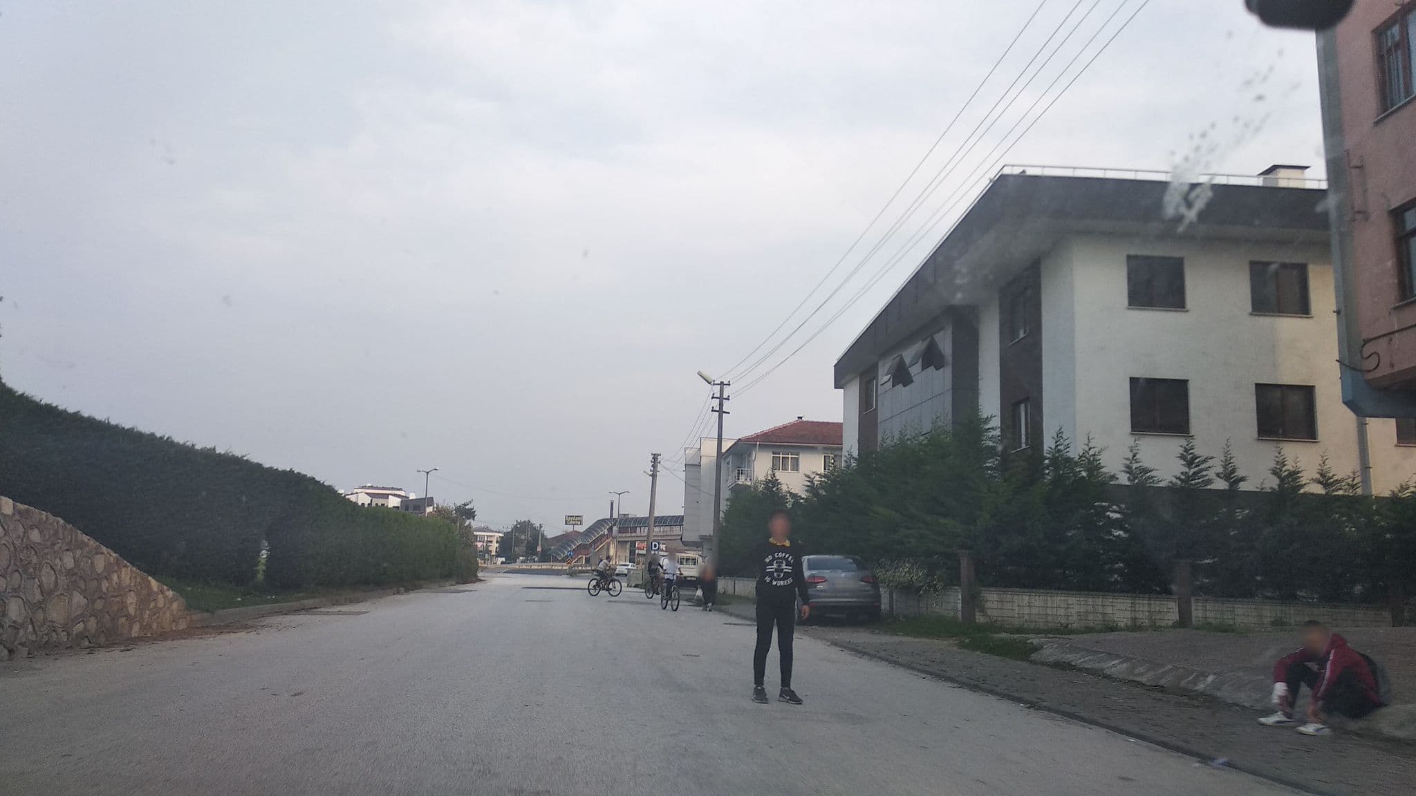 Street view near Sevgi Erkek Konukevi, Düzce — © boracasli (CC BY-SA · Mapillary)