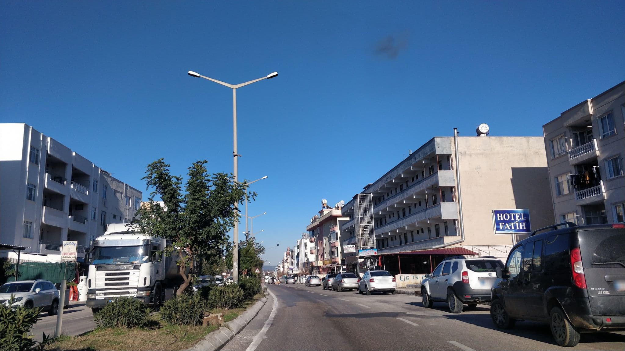 Street view near tasucu fatih otel, Taşucu — © kasar (CC BY-SA · Mapillary)