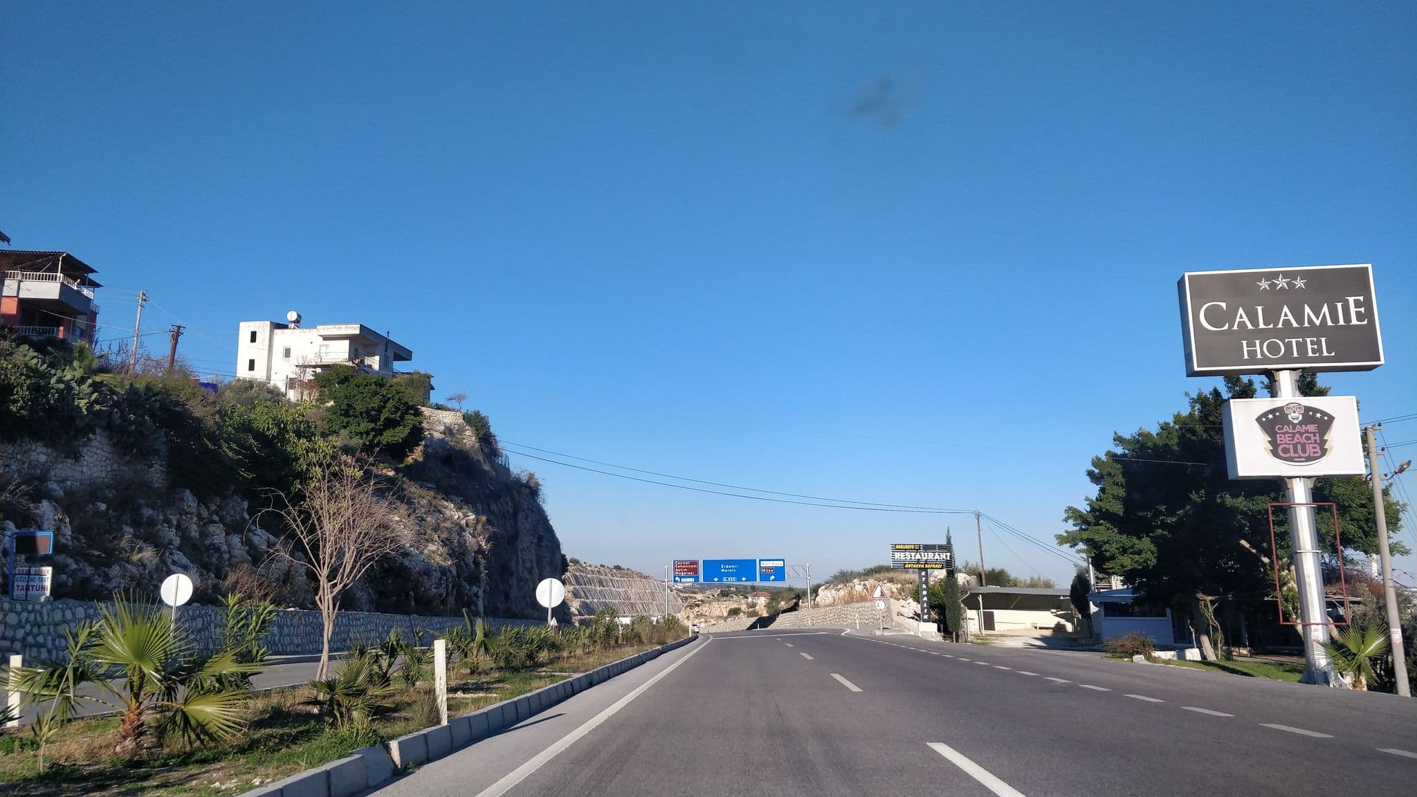 Street view near Sahin Pansiyon, Narlıkuyu — © kasar (CC BY-SA · Mapillary)