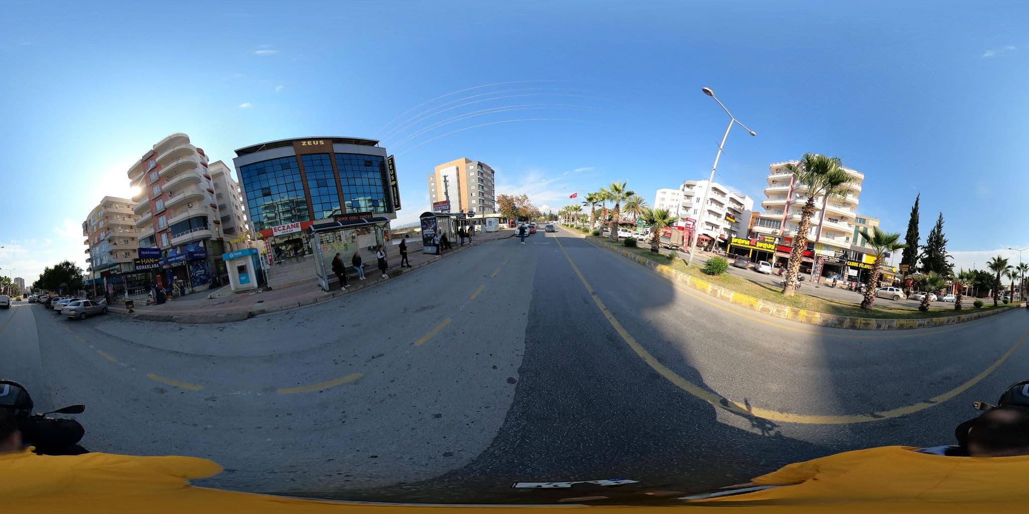 Street view near No 103 M€|¡§, Bozön — © PalmCity (CC BY-SA · Mapillary)
