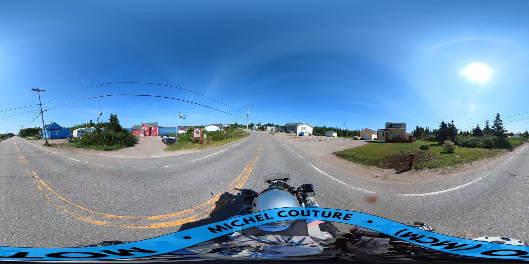 Street view near Auberge Le Port d'Attache, Havre-Saint-Pierre — © michelcouturemotomcm (CC BY-SA · Mapillary)