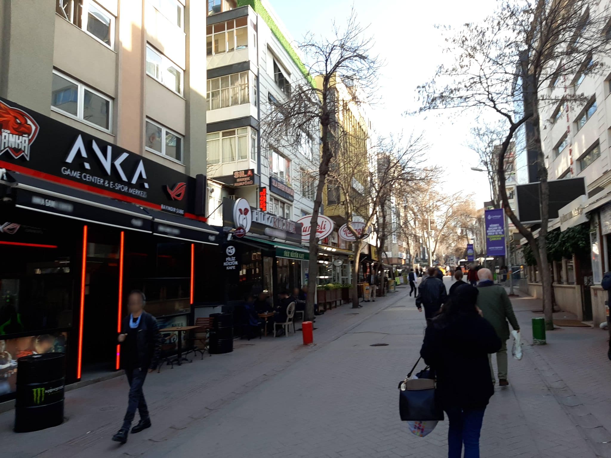 Street view near Heaven Hotel & Convention Center, Ankara — © BeronTheColossus (CC BY-SA · Mapillary)