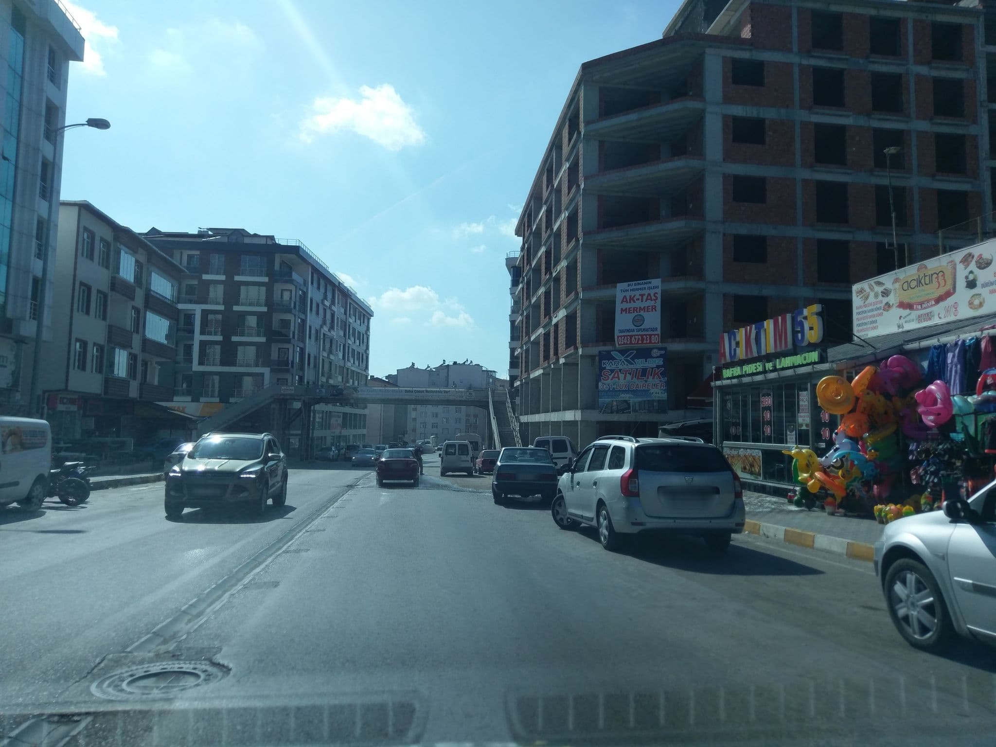 Street view near Evim Pansiyon, Sinop — © ozkanilyasaksu (CC BY-SA · Mapillary)