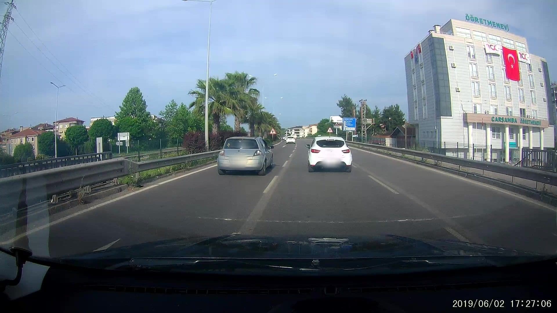 Street view near Çarşamba Öğretmenevi, Çarşamba — © healixx (CC BY-SA · Mapillary)
