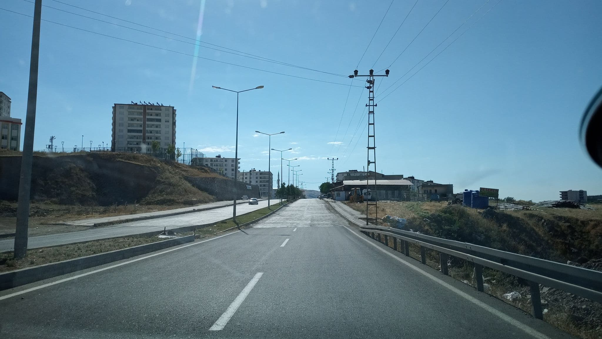 Street view near İkbal Otel, Silvan — © rafialacahan (CC BY-SA · Mapillary)
