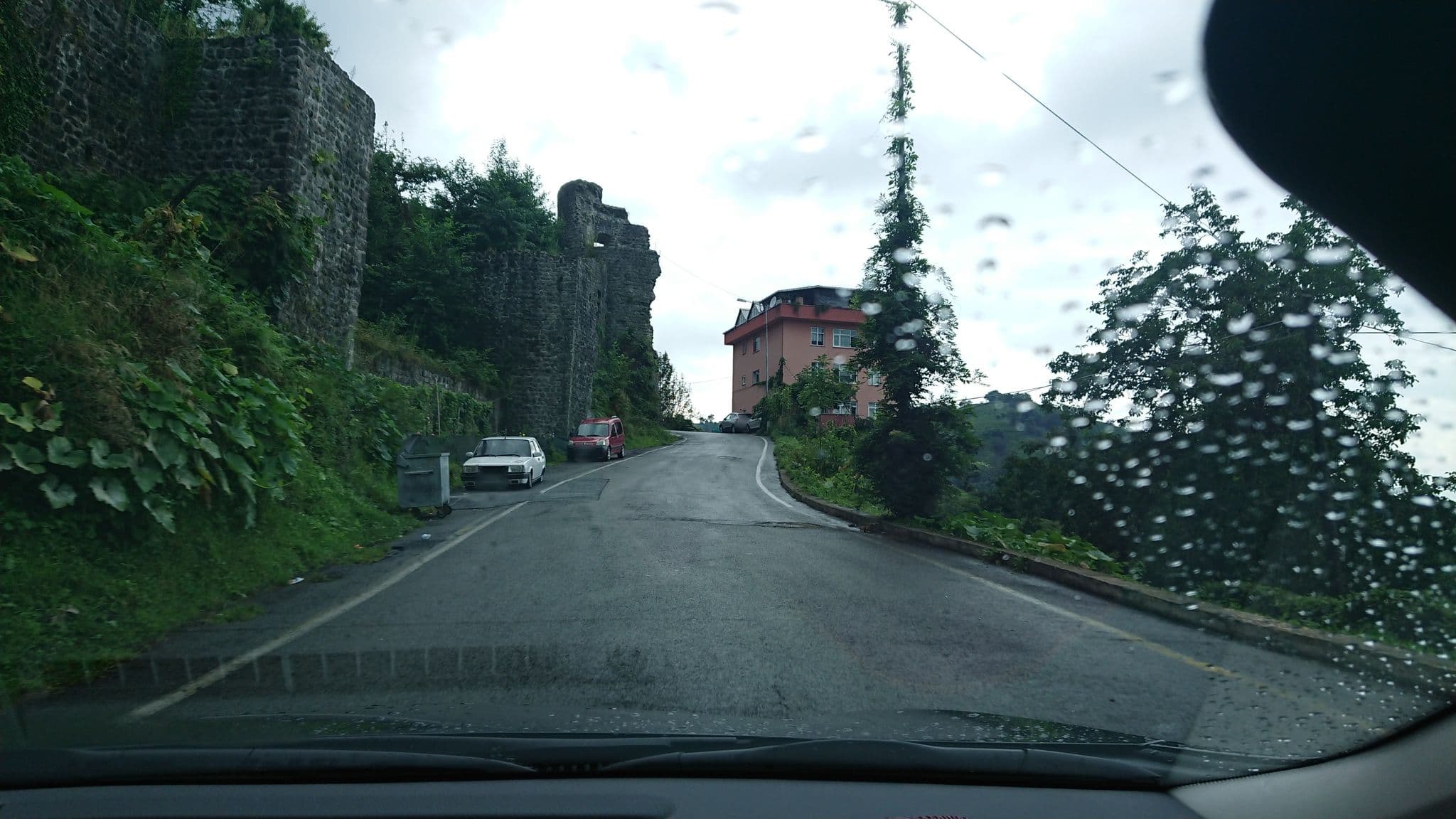 Street view near DEDEMAN OTEL, Rize — © kubikanber (CC BY-SA · Mapillary)