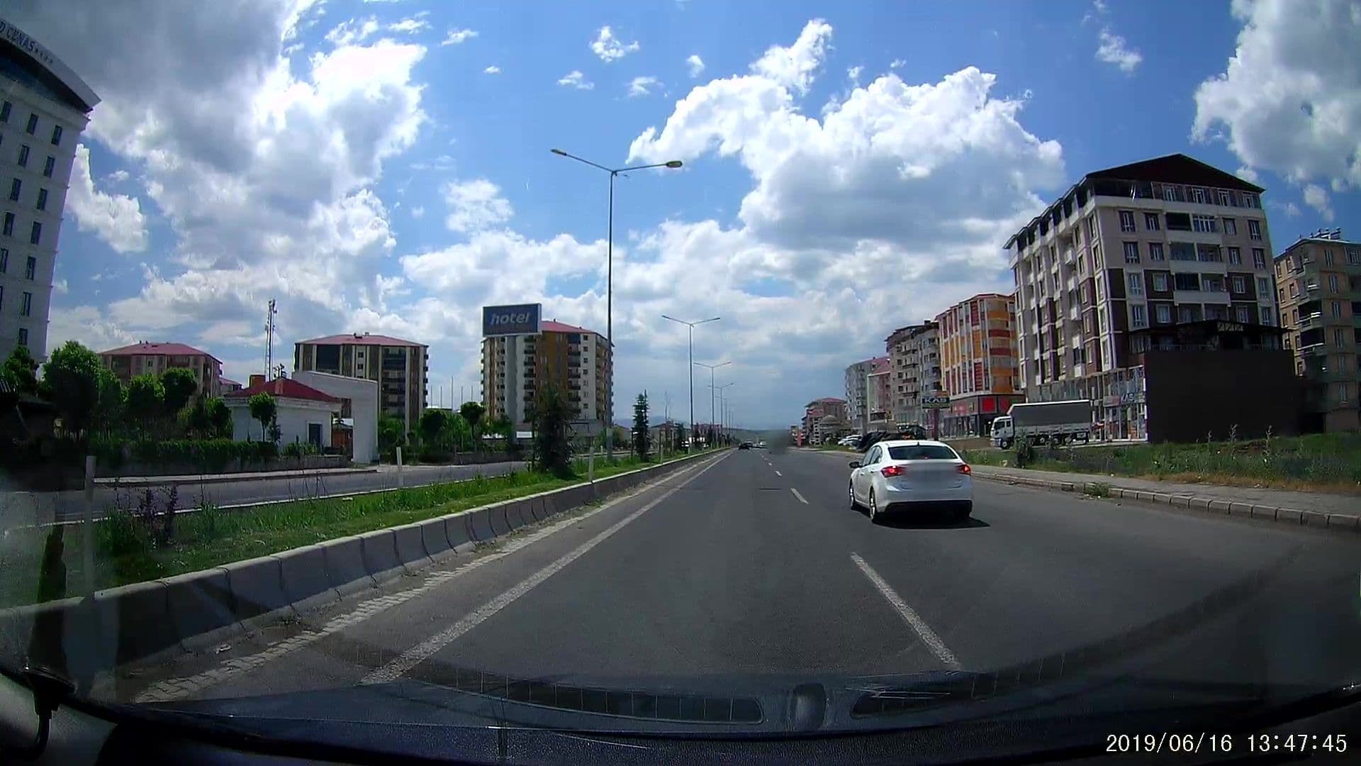 Street view near Hotel Grand Cenas Fitness&havuz&spa&hamam, Ağrı — © healixx (CC BY-SA · Mapillary)