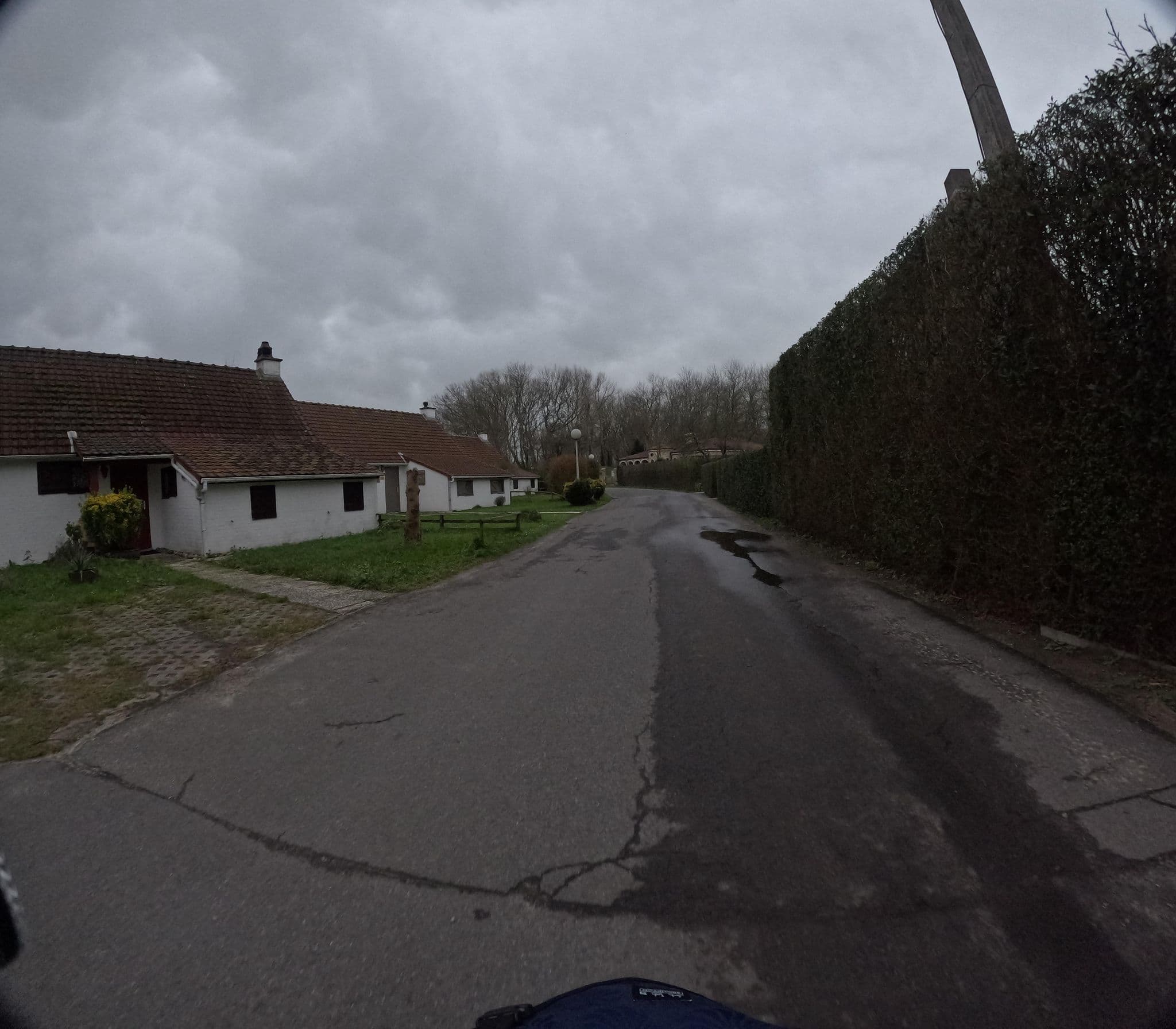 Street view near Den Duunoek, Adinkerke — © filipc (CC BY-SA · Mapillary)
