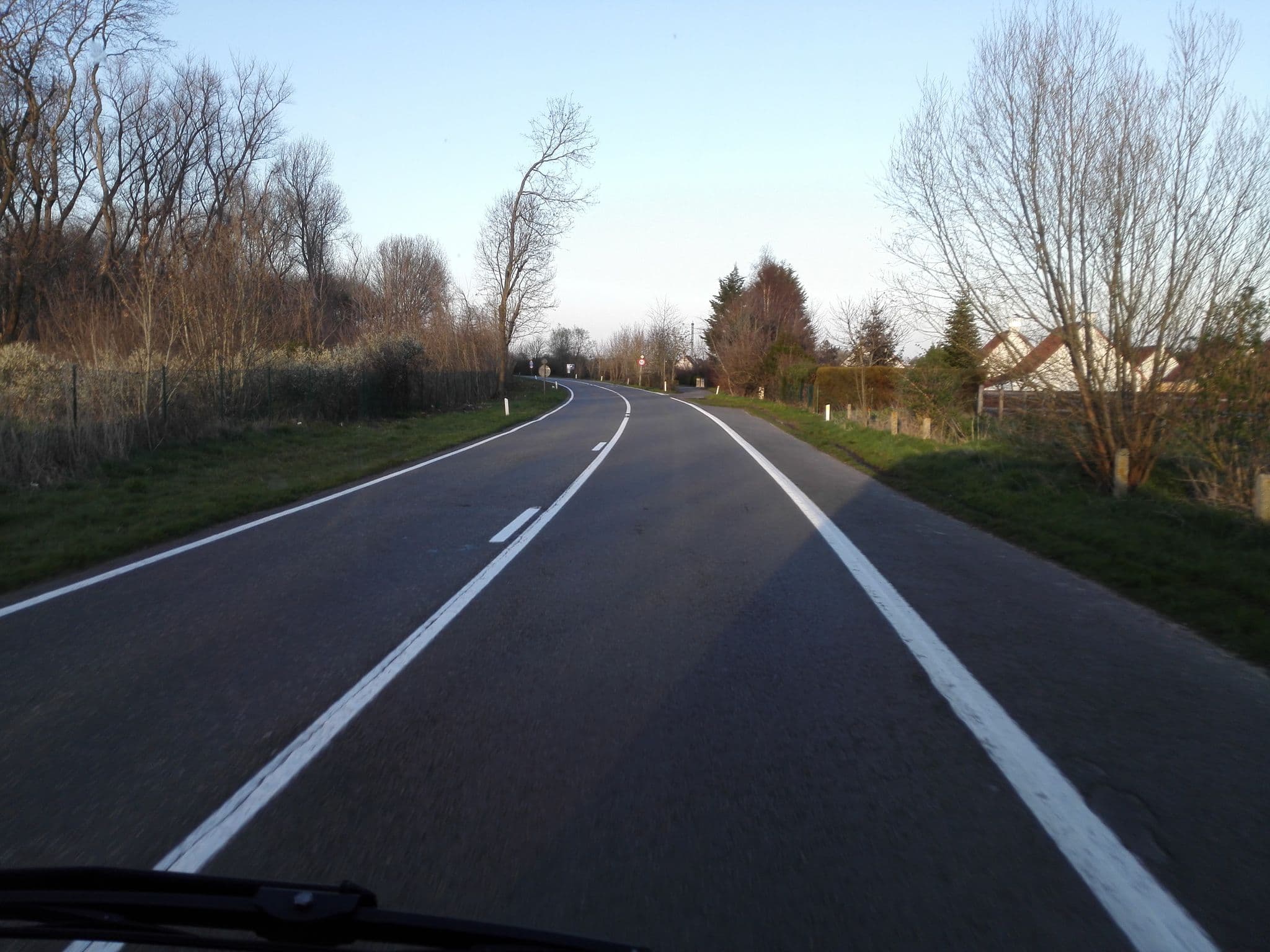 Street view near Duinendaele, Adinkerke — © polyglot (CC BY-SA · Mapillary)