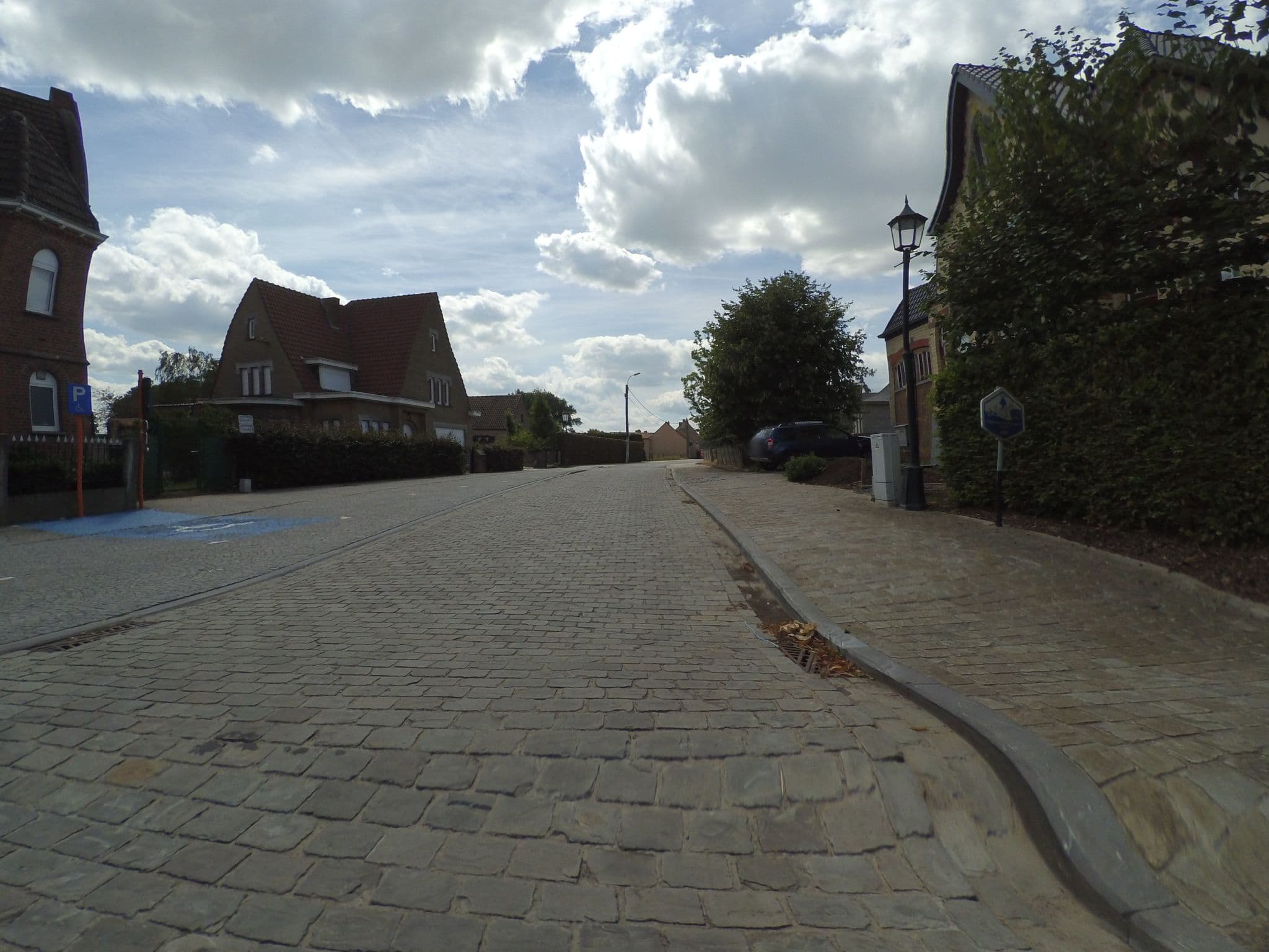 Street view near B&B Kloosterhoeve, Michelbeke — © peewee32 (CC BY-SA · Mapillary)