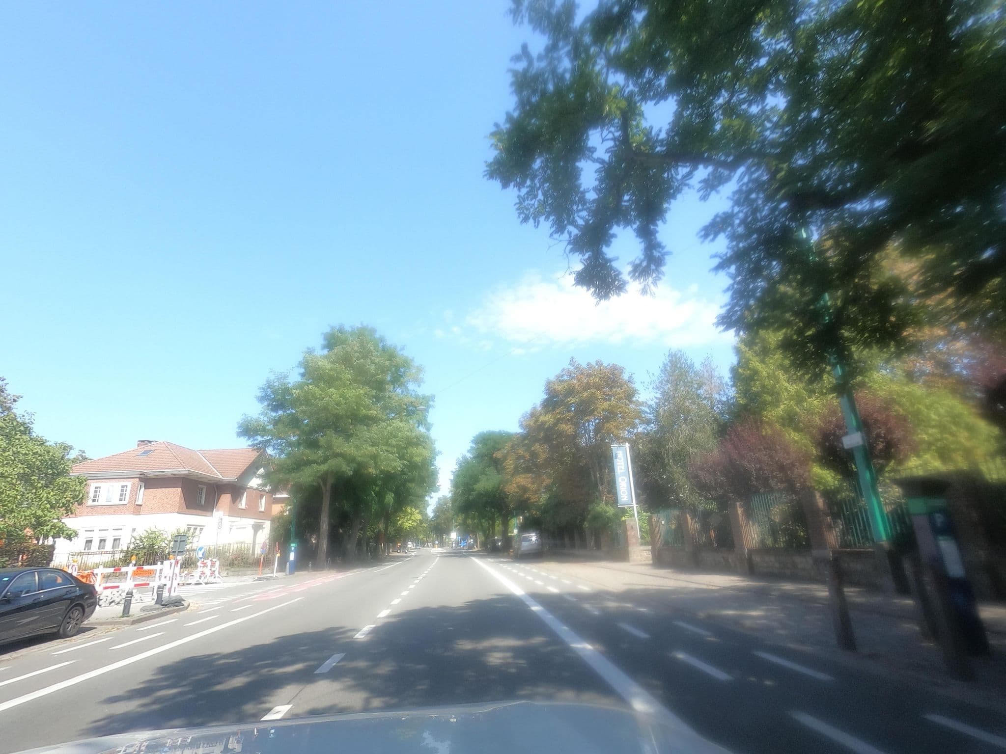 Street view near Hotel Villa Cento Passi Ghent, Ledeberg — © filipc (CC BY-SA · Mapillary)