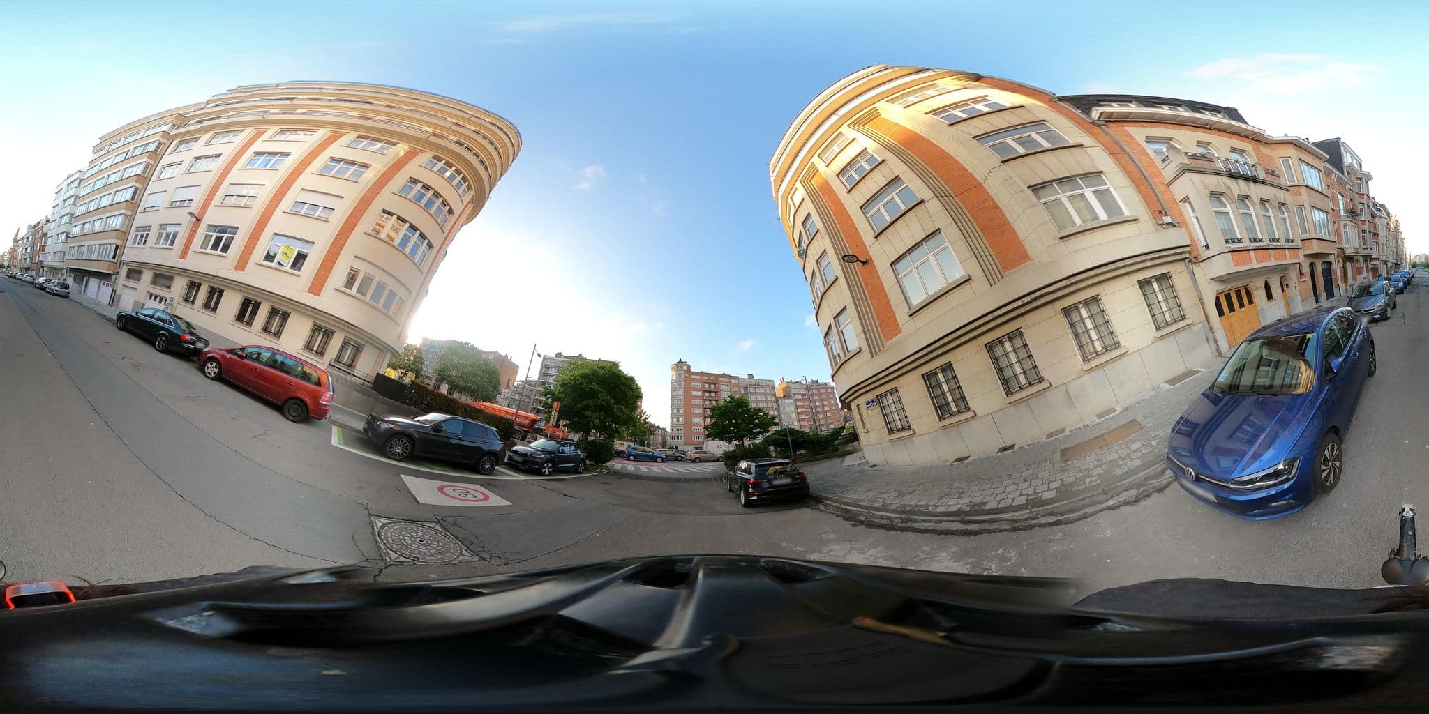 Street view near B&B Bld Louis Schmidt 48, Etterbeek — © RaphaelPasLoin (CC BY-SA · Mapillary)