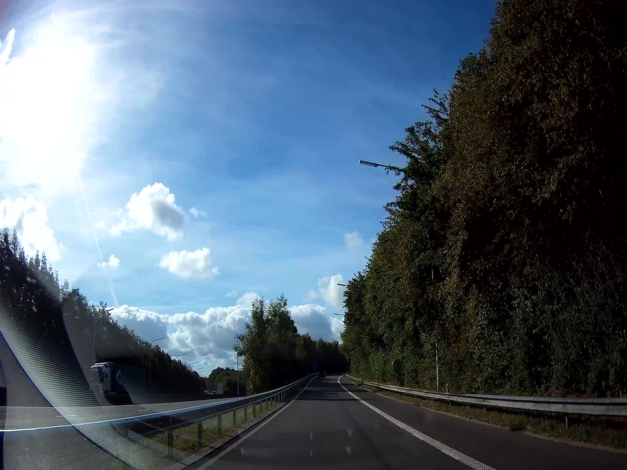 Street view near Le Refuge du Trappeur, Houyet — © fuchserl (CC BY-SA · Mapillary)