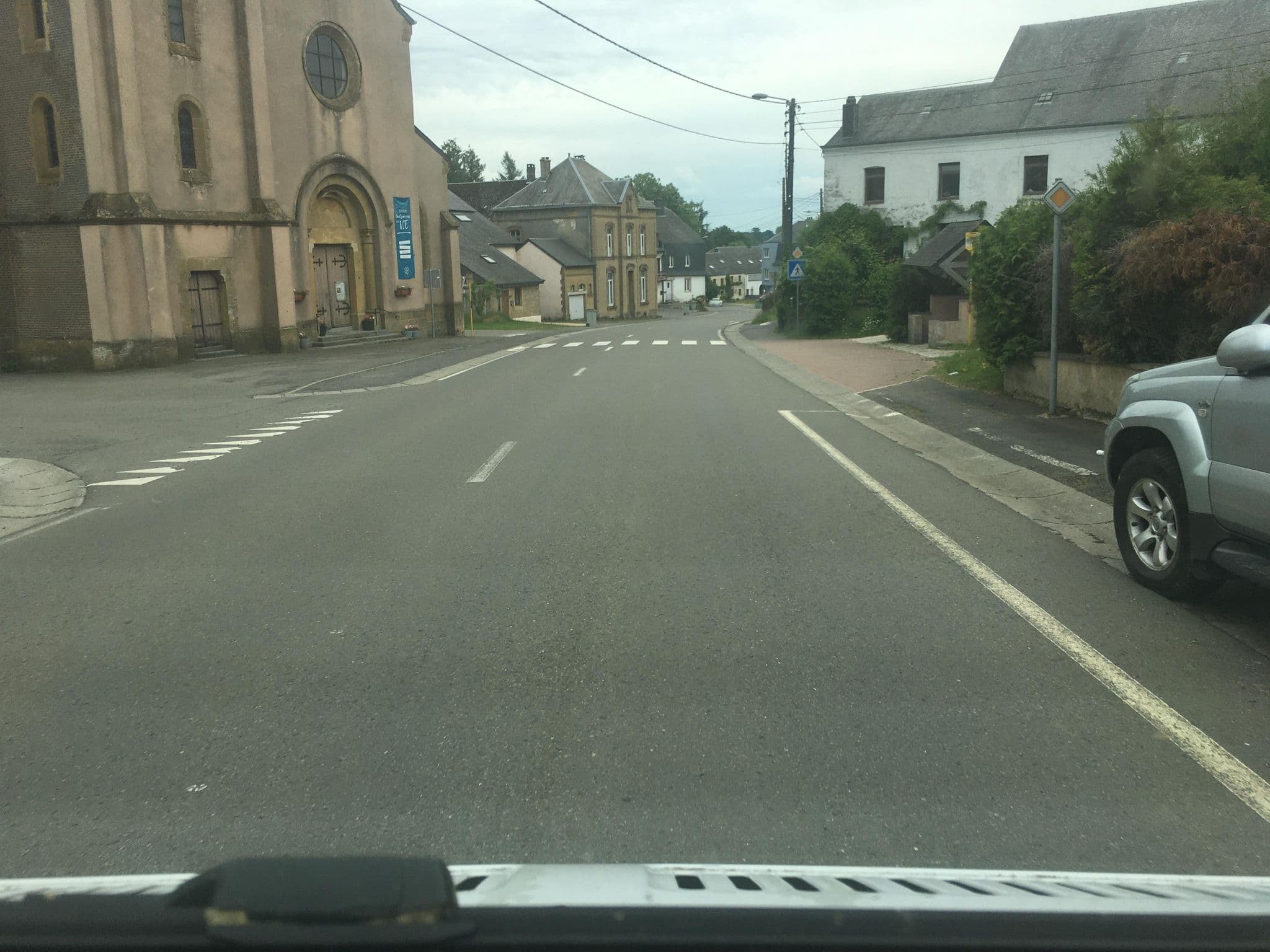 Street view near La Trotinette, Florenville — © raymond (CC BY-SA · Mapillary)