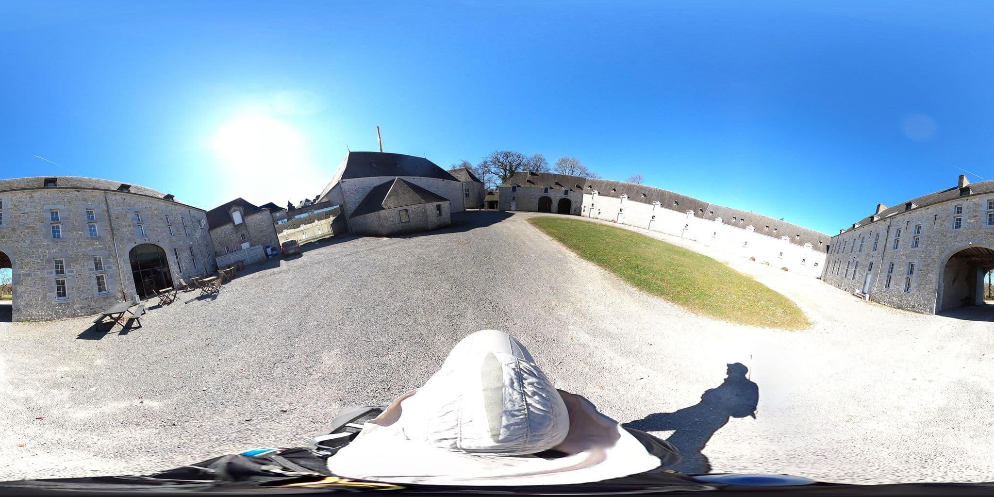 Street view near Domaine du Château de Modave Hotel, Modave — © Eebie (CC BY-SA · Mapillary)