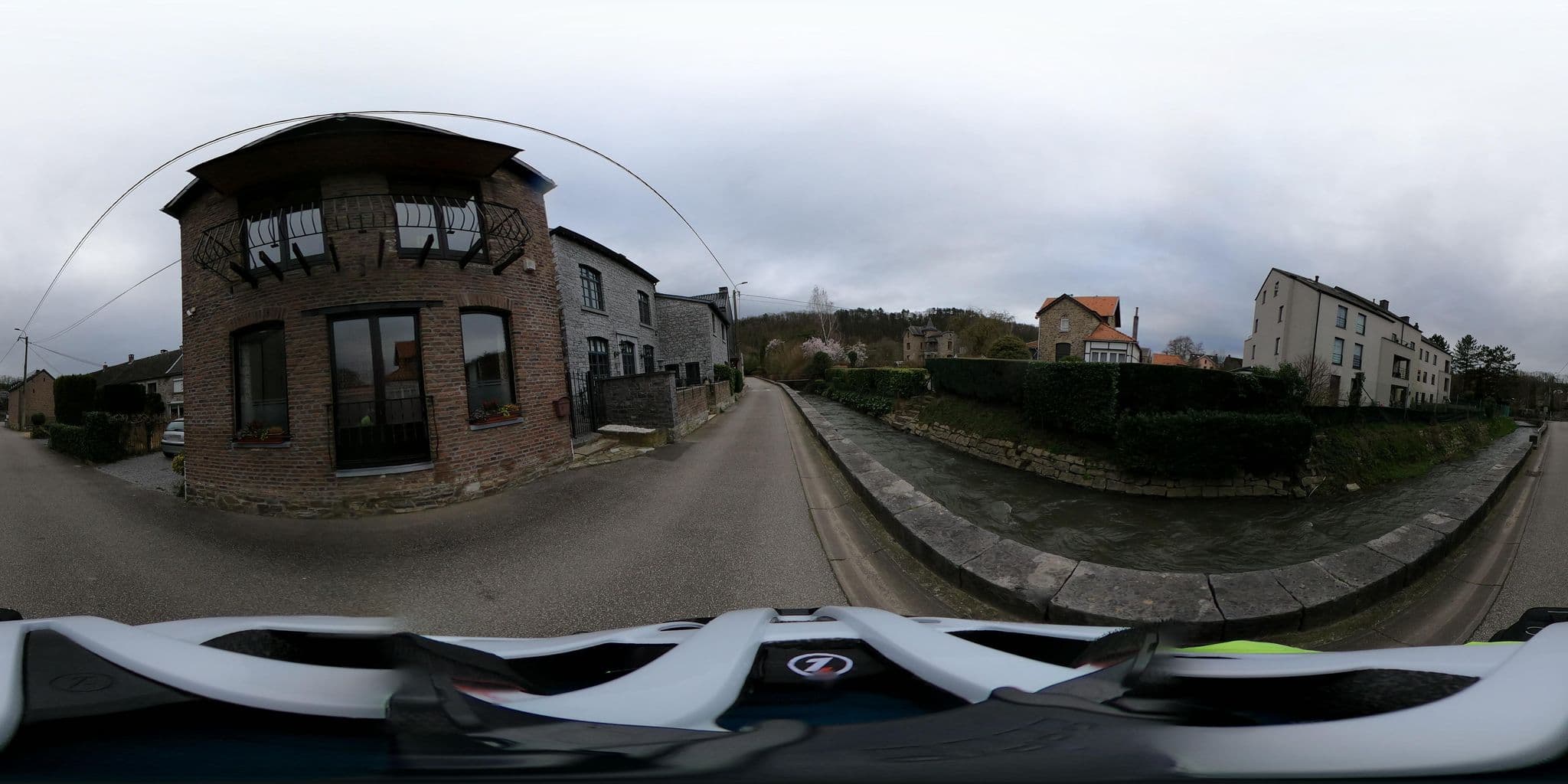 Street view near Meublé de vacances Côté Cour, Hamoir — © Mizuna (CC BY-SA · Mapillary)