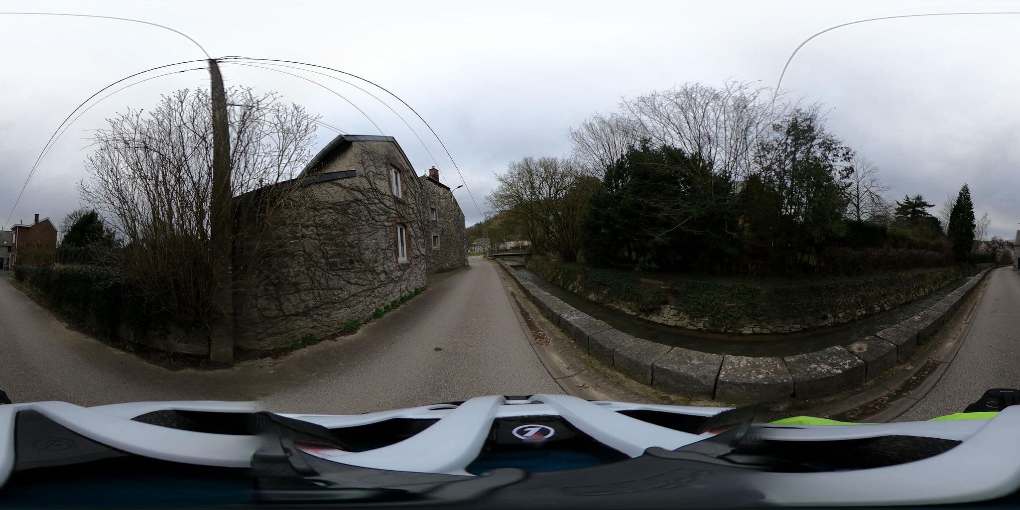 Street view near Entre Deux Rives B&B, Hamoir — © Mizuna (CC BY-SA · Mapillary)
