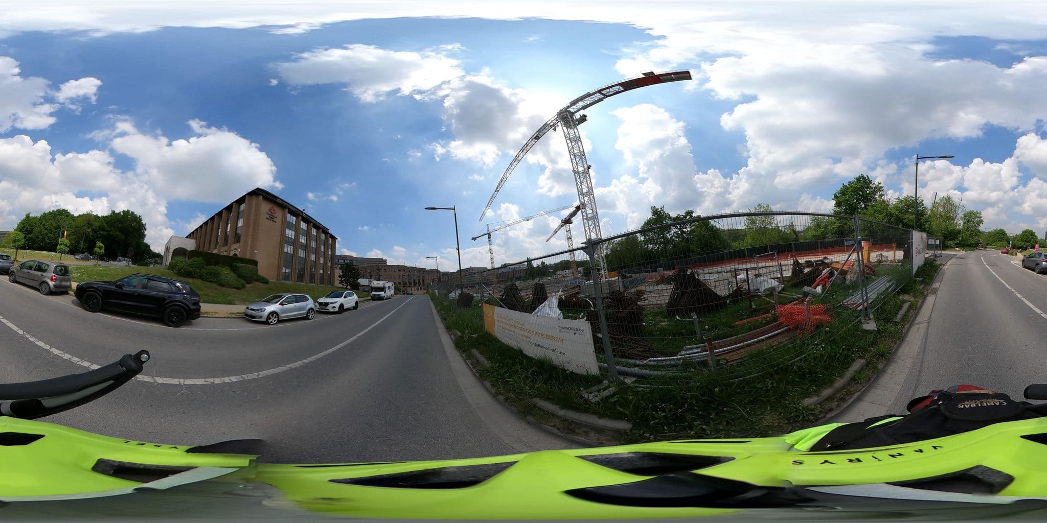 Street view near 'Lala', Woluwe-Saint-Lambert — © Stefdegreef (CC BY-SA · Mapillary)