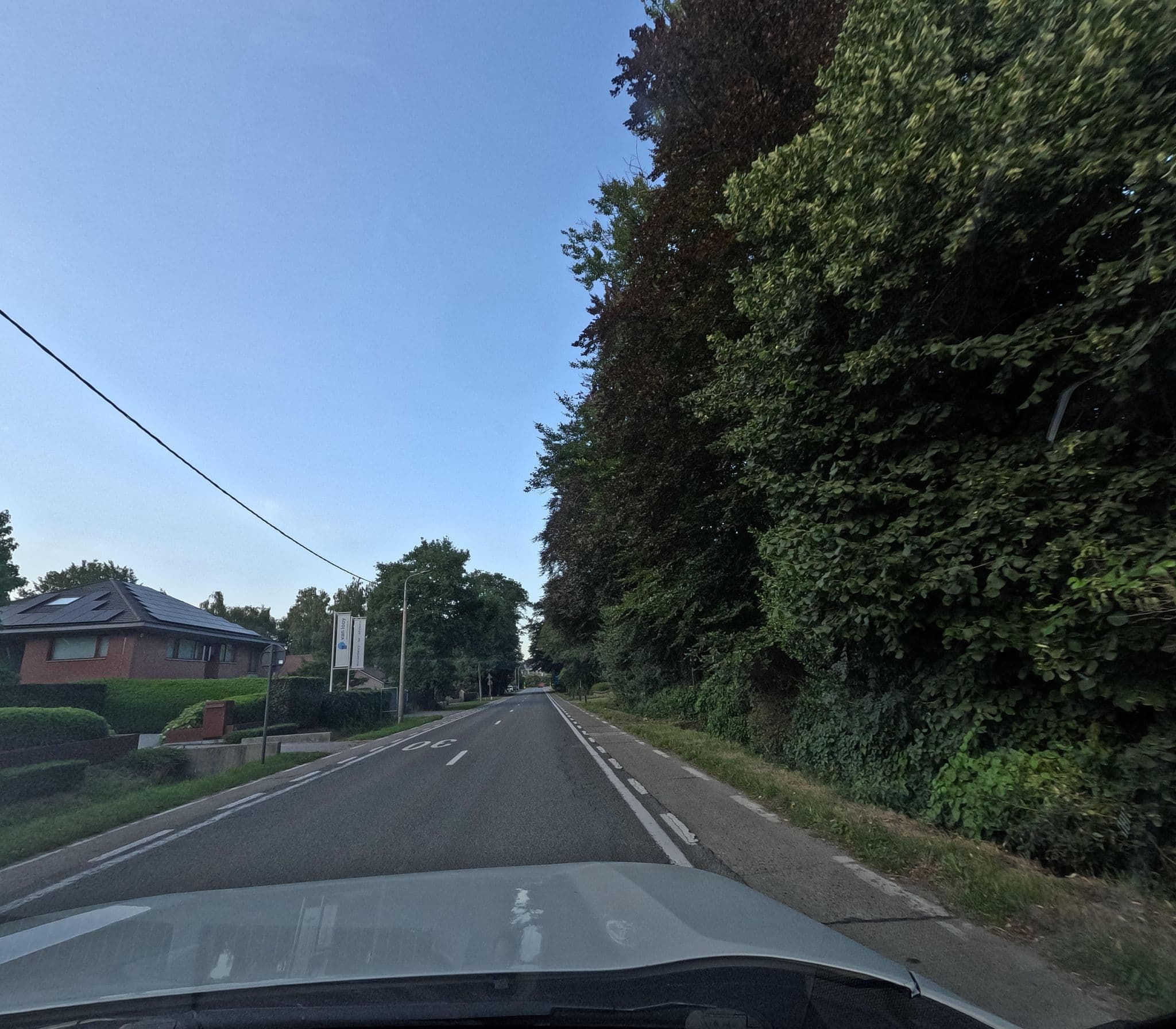 Street view near Lithium, Hever — © filipc (CC BY-SA · Mapillary)