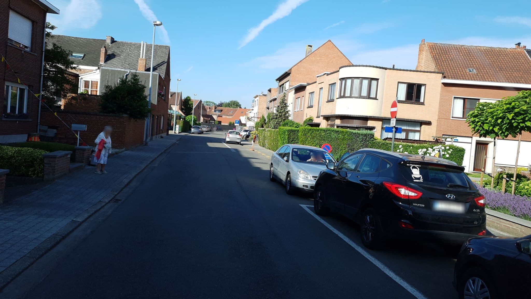 Street view near Radison Blu Astrid, Muizen — © filipc (CC BY-SA · Mapillary)