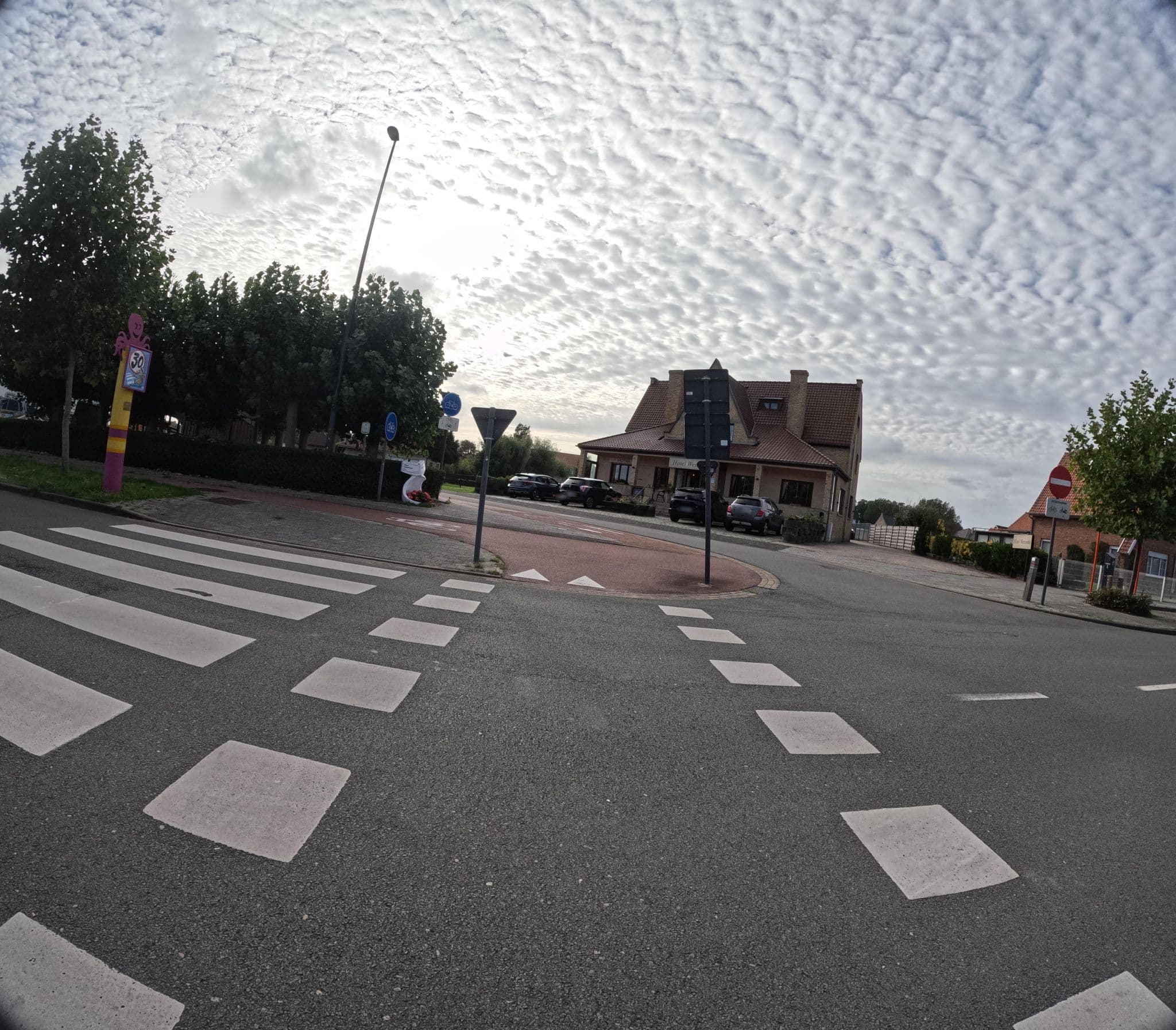 Street view near Vermoere/Jim, Westende — © filipc (CC BY-SA · Mapillary)