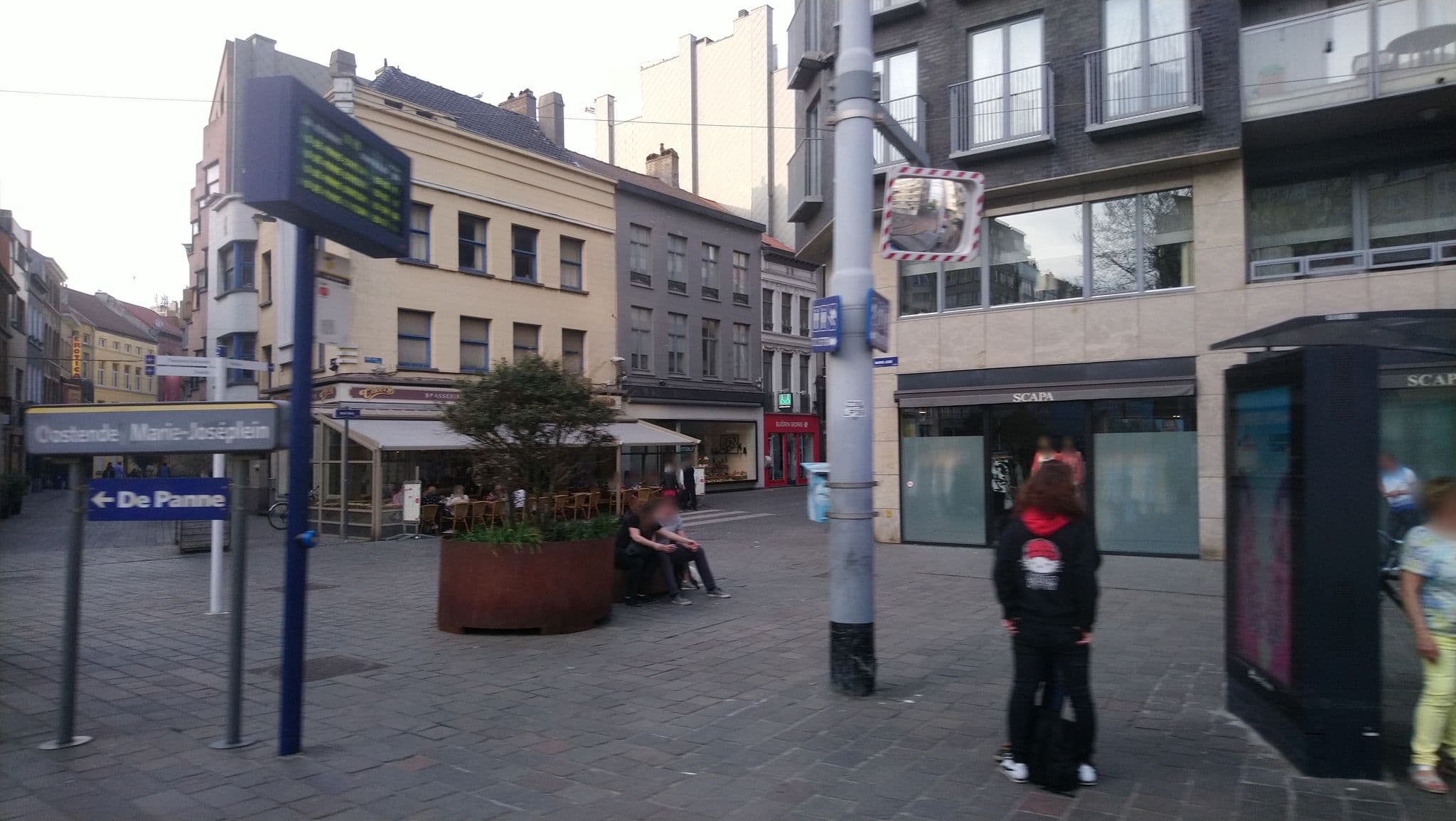 Street view near Belle de Nuit, Ostend — © serj_nickel (CC BY-SA · Mapillary)