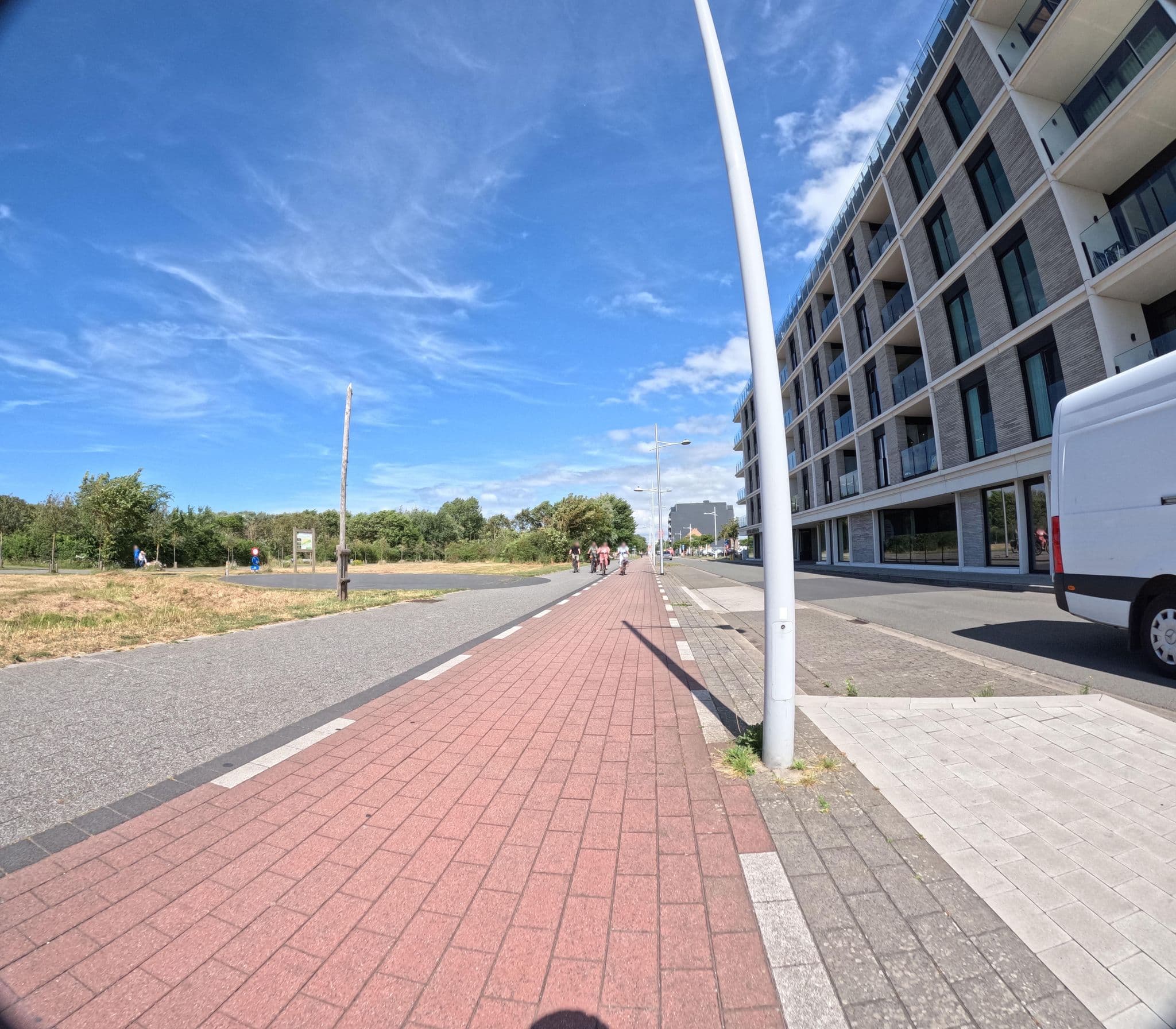 Street view near Europa Hotel, Bredene — © filipc (CC BY-SA · Mapillary)