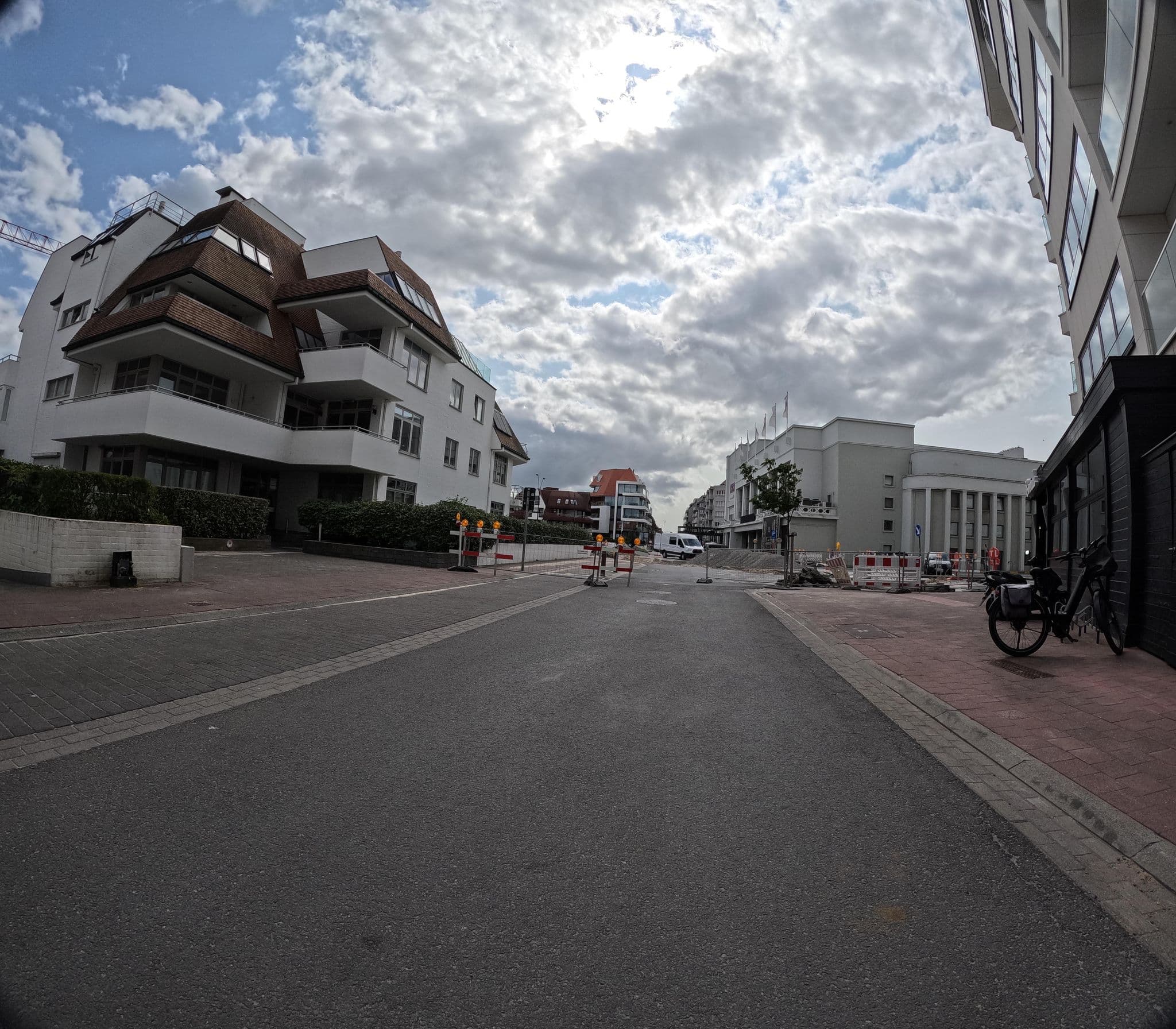 Street view near Hotel Ralley, Knokke — © filipc (CC BY-SA · Mapillary)