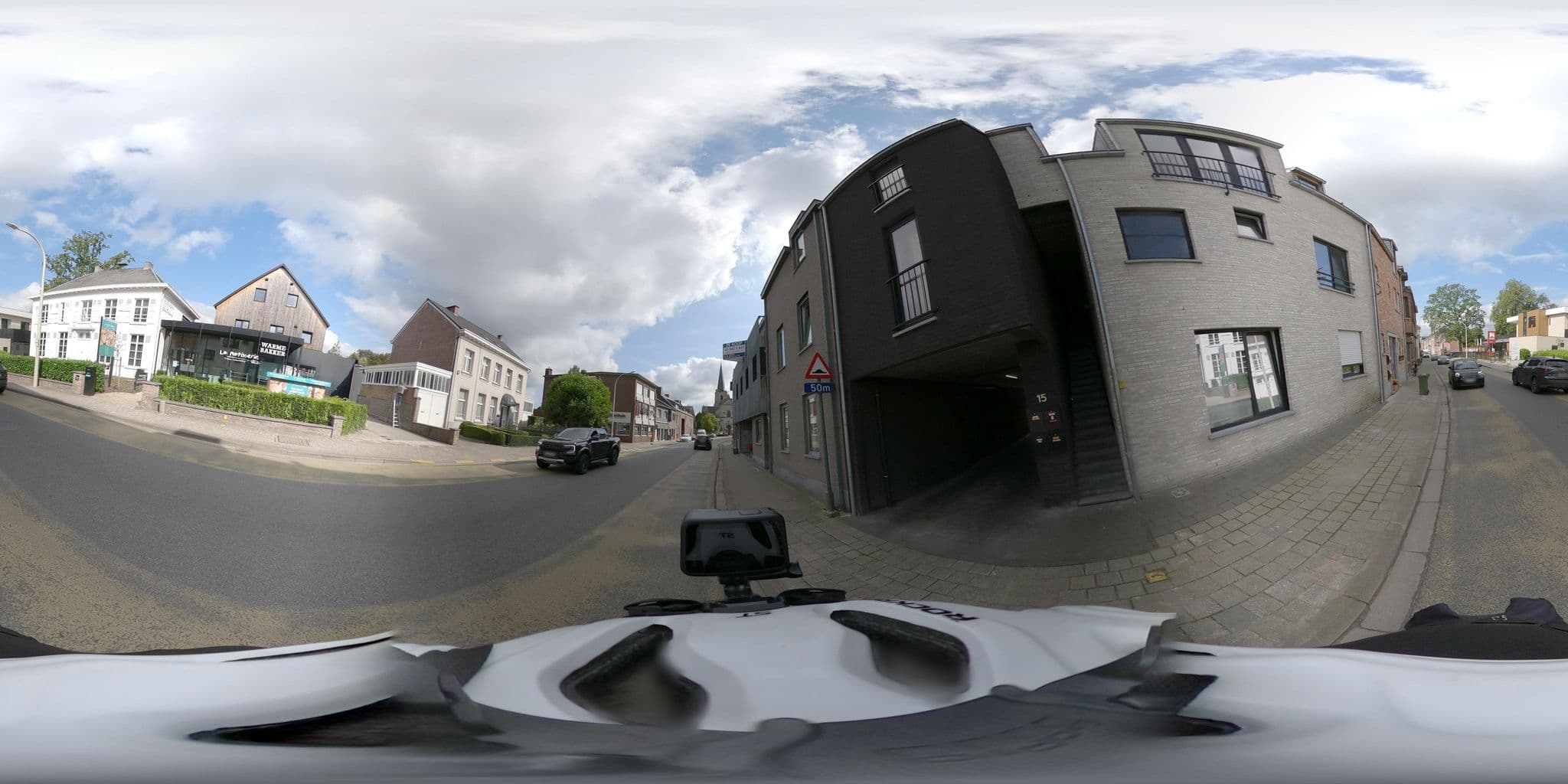 Street view near Bakkerij Het Dorp, Broechem — © konink360 (CC BY-SA · Mapillary)