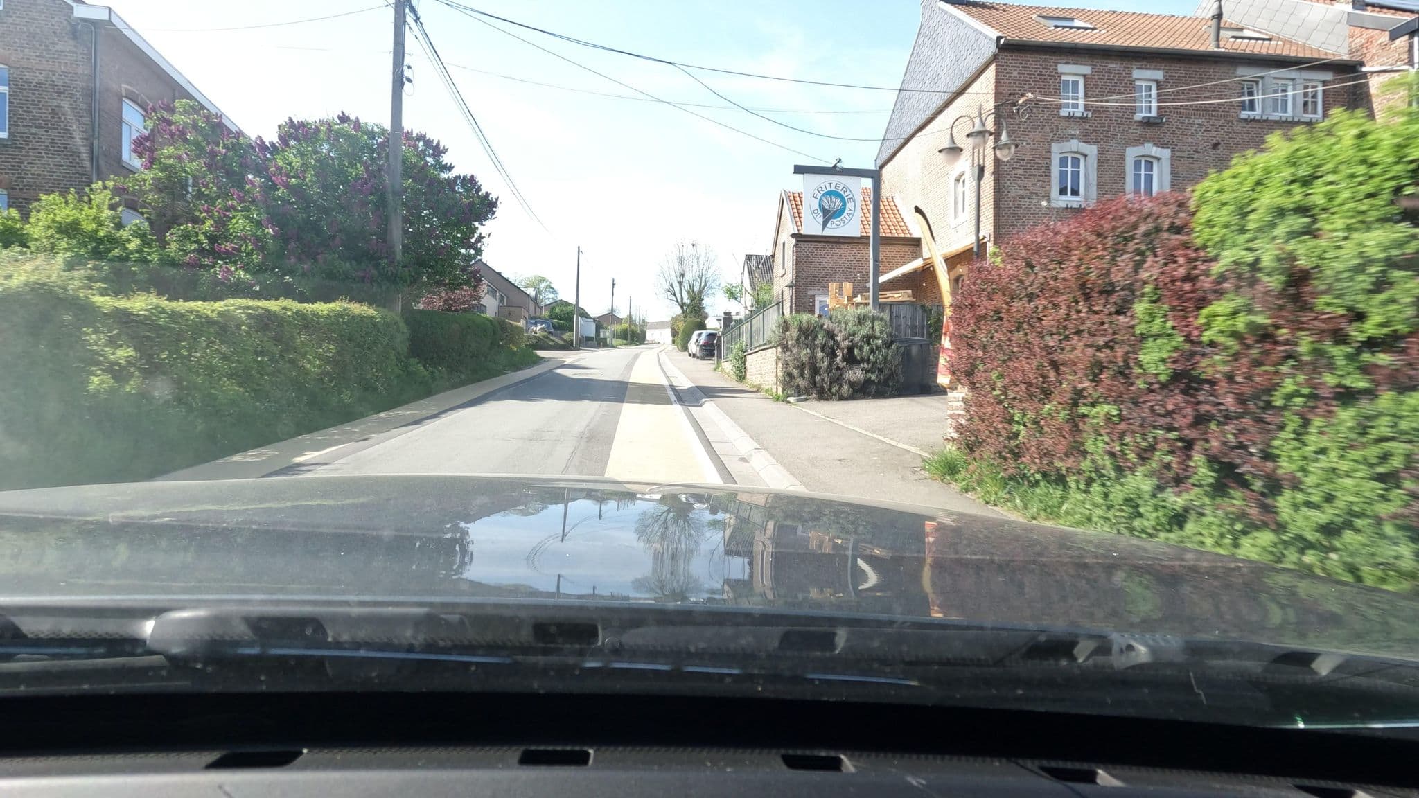 Street view near Le Postay, Wegnez — © vinisa (CC BY-SA · Mapillary)