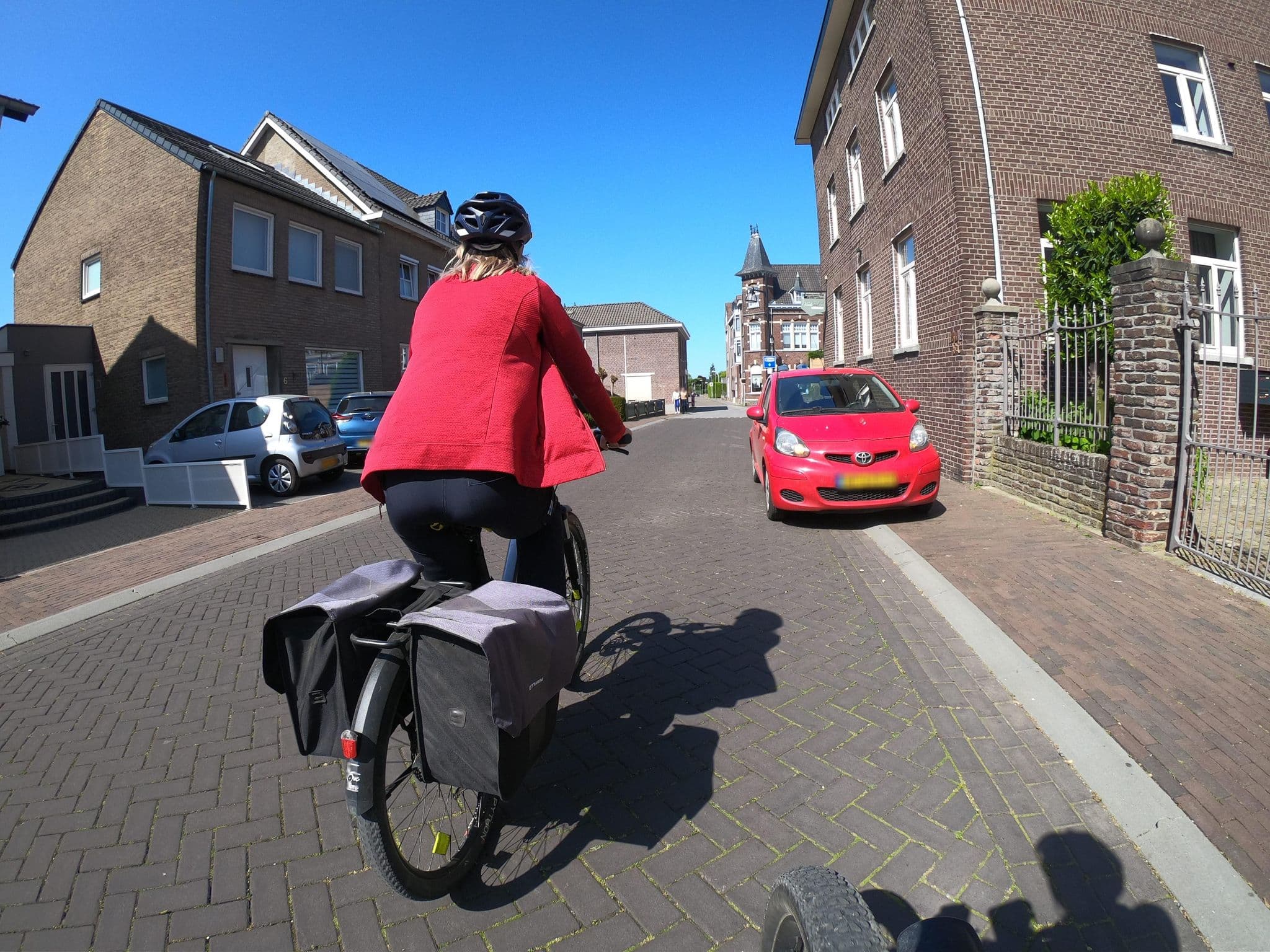 Street view near Bed en Breakfast Verdesud, Eijsden — © vinisa (CC BY-SA · Mapillary)