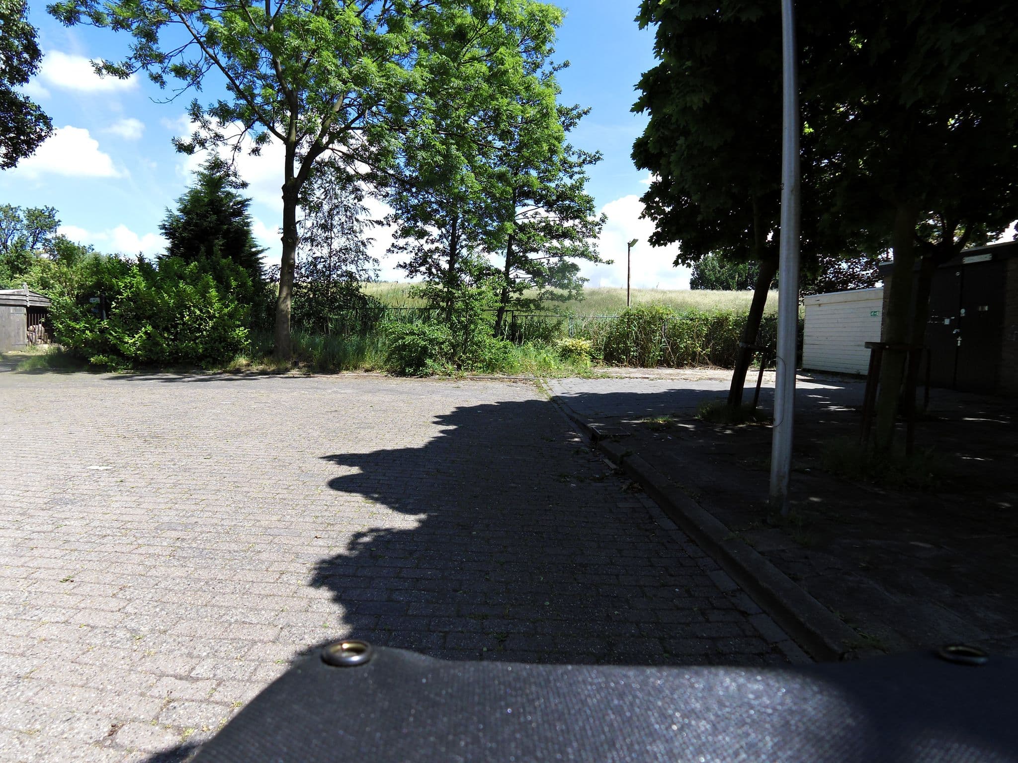 Street view near Dierenpension 't Zwervertje, Rozenburg — © sander_h (CC BY-SA · Mapillary)