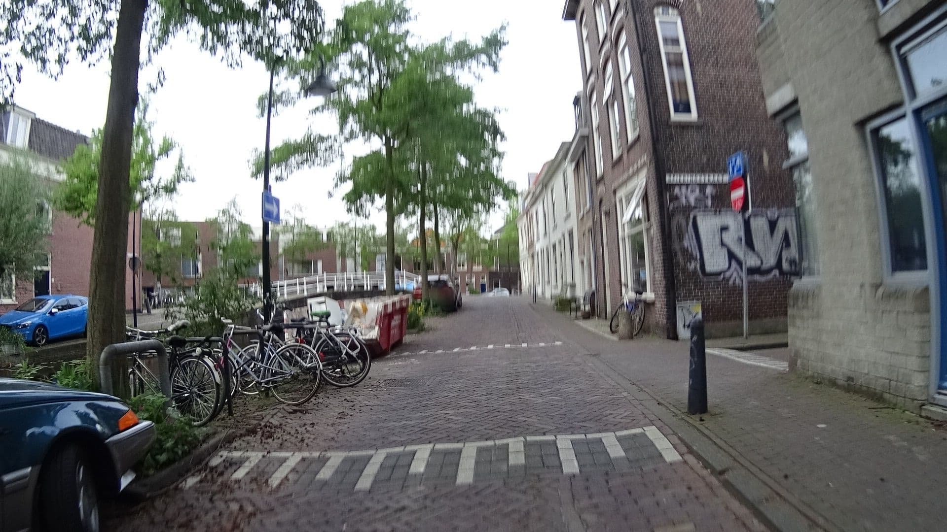 Street view near Gasthuis 288, Delft — © fietsersbond (CC BY-SA · Mapillary)