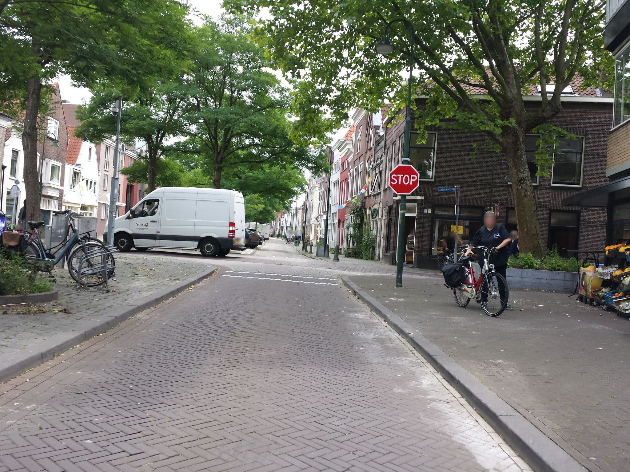 Street view near Bed & Breakfast Scarpa, Gouda — © arvdk (CC BY-SA · Mapillary)