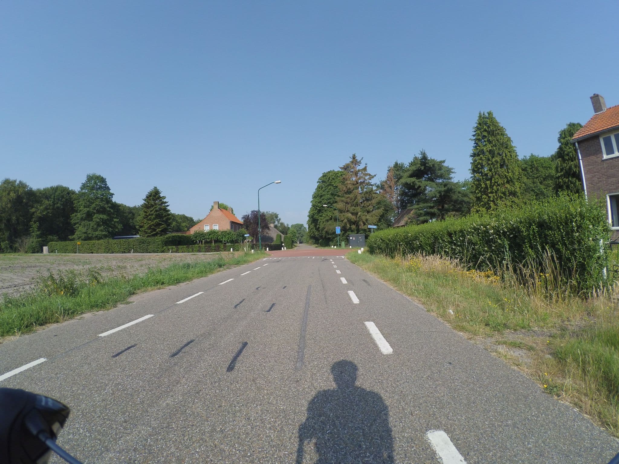 Street view near The Holidayhouse B&B, Loon op Zand — © peewee32 (CC BY-SA · Mapillary)