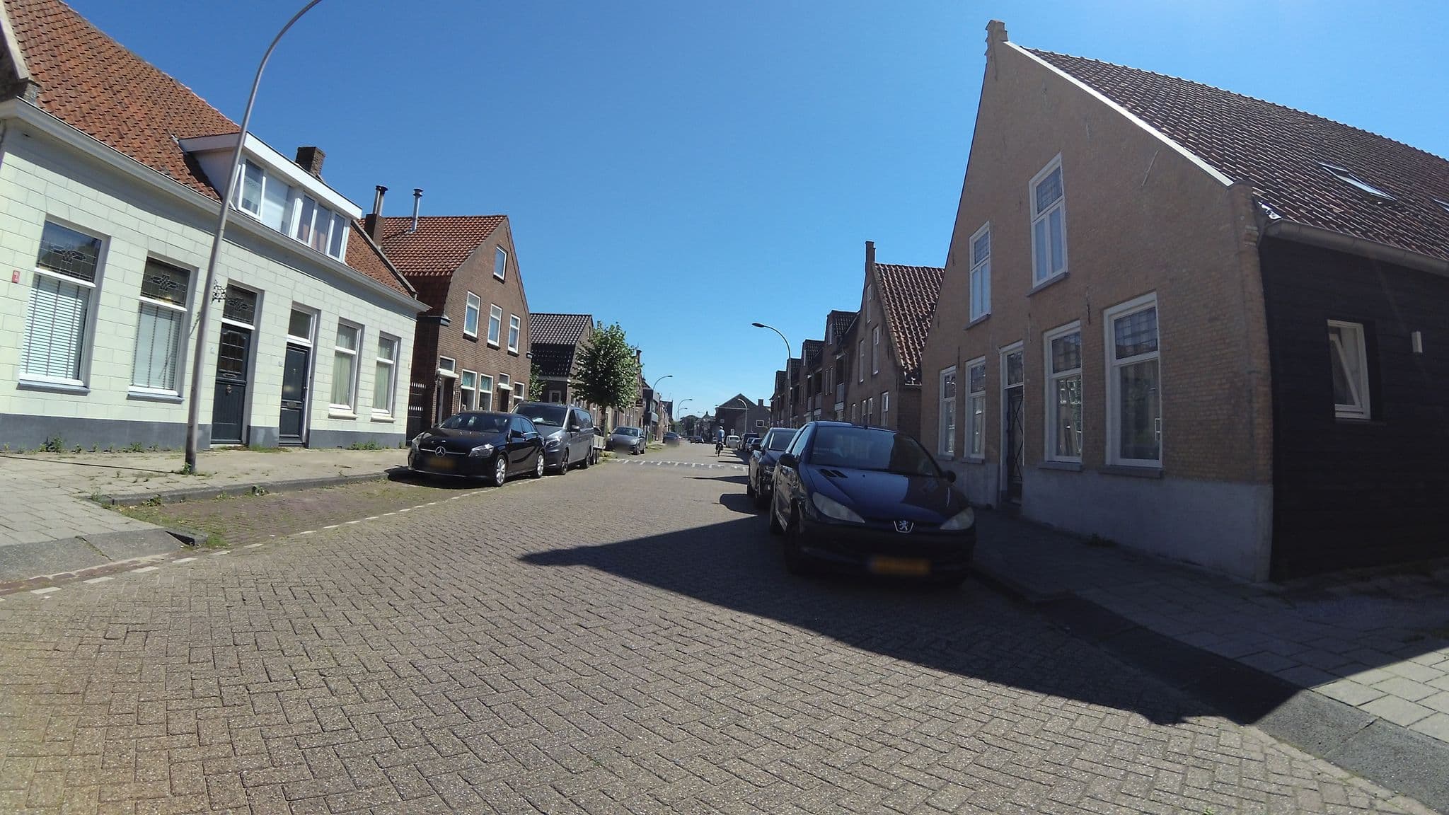 Street view near AirBnB Waalwijk, Besoijen — © teddy73 (CC BY-SA · Mapillary)
