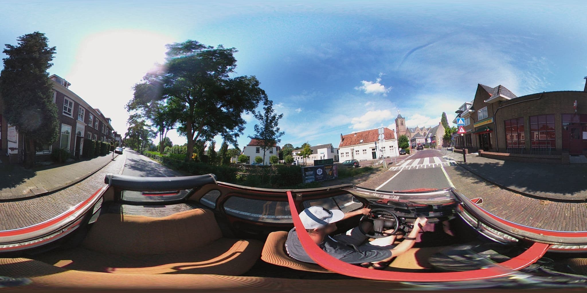 Street view near Ena Hotel Pension, Vianen — © micmin1972 (CC BY-SA · Mapillary)