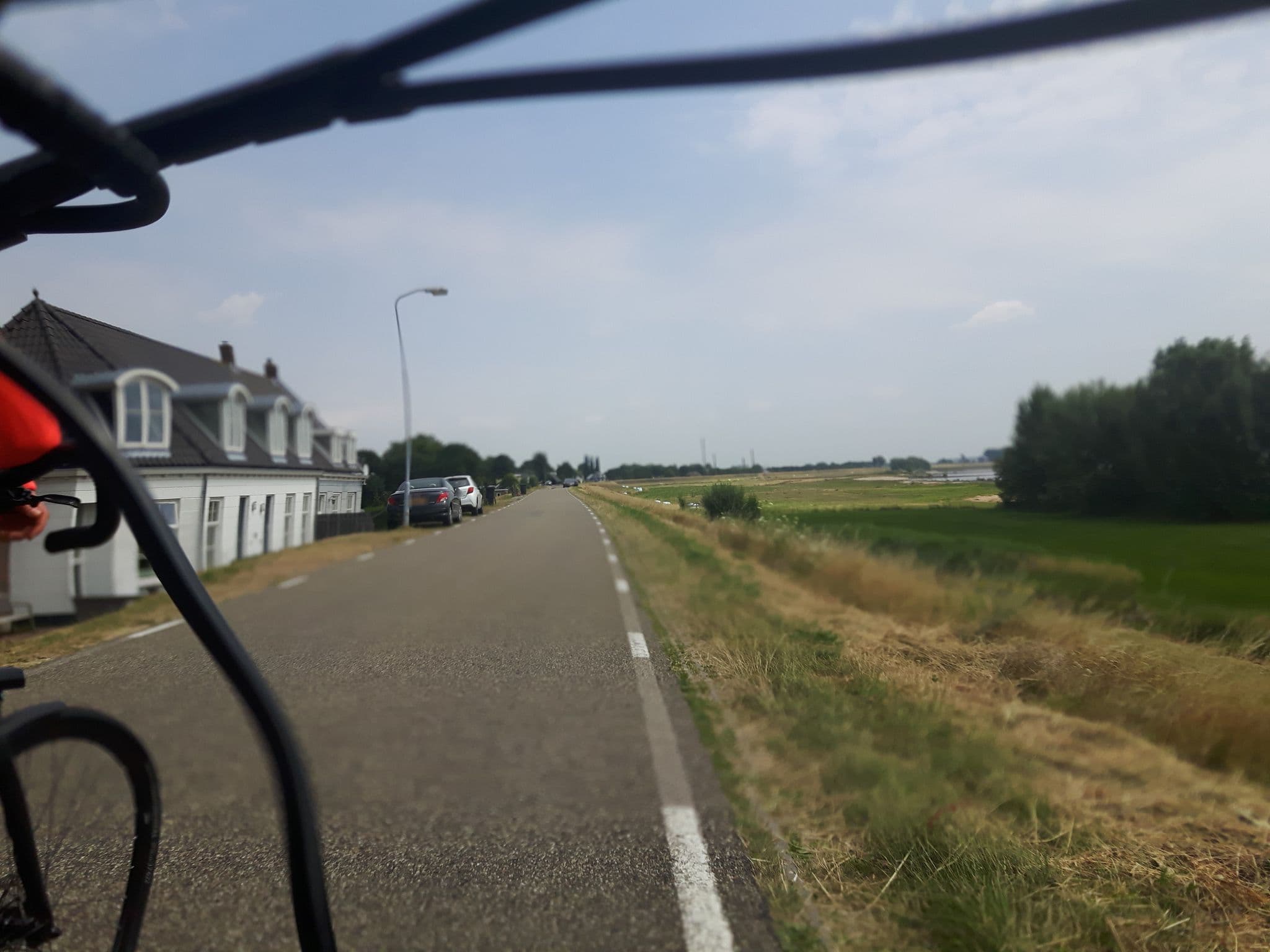 Street view near Kerkje aan de Waaldijk, Vuren — © adverburg (CC BY-SA · Mapillary)