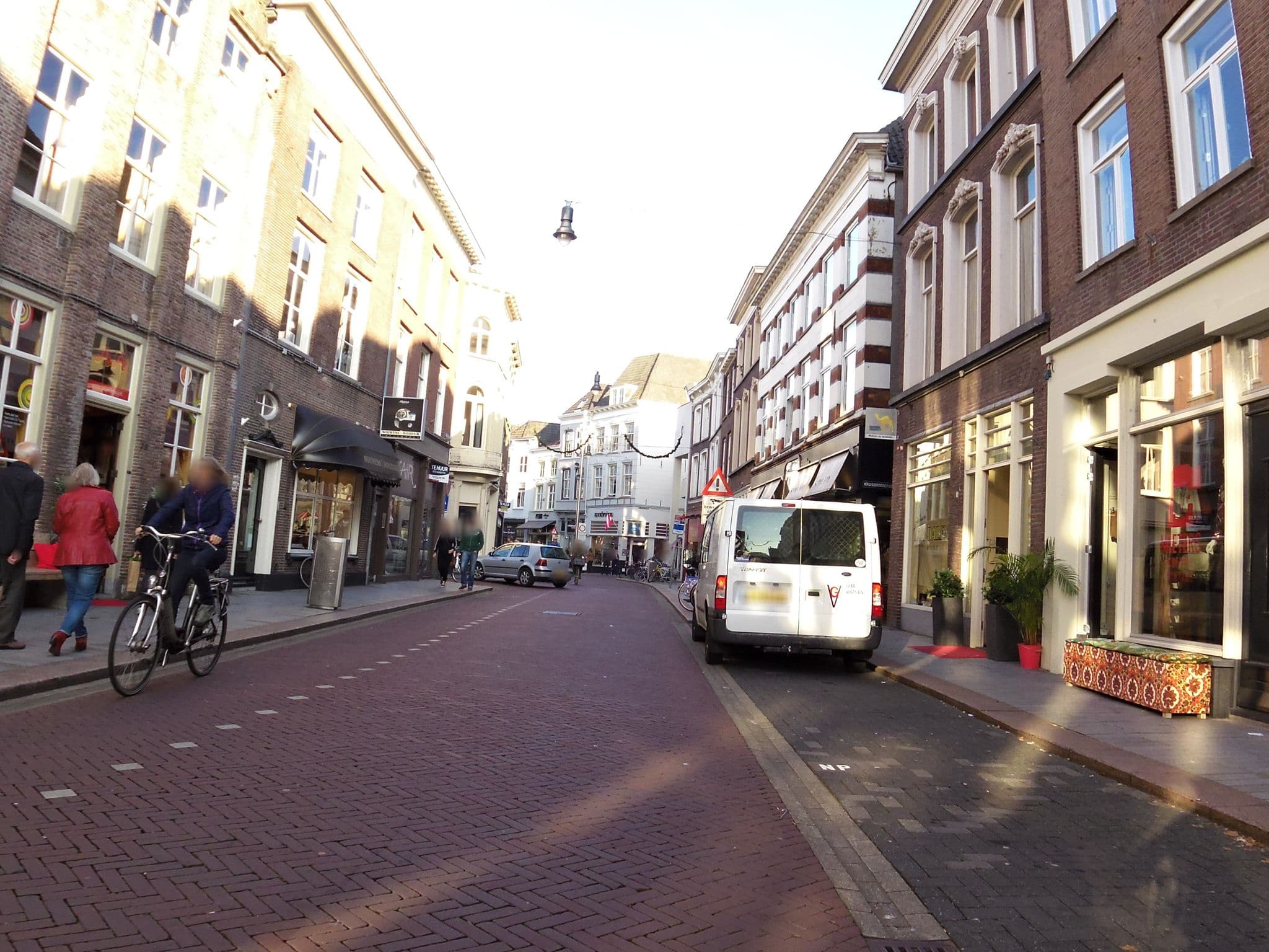 Street view near Café Meneer Van Aalst, 's-Hertogenbosch — © marczoutendijk (CC BY-SA · Mapillary)