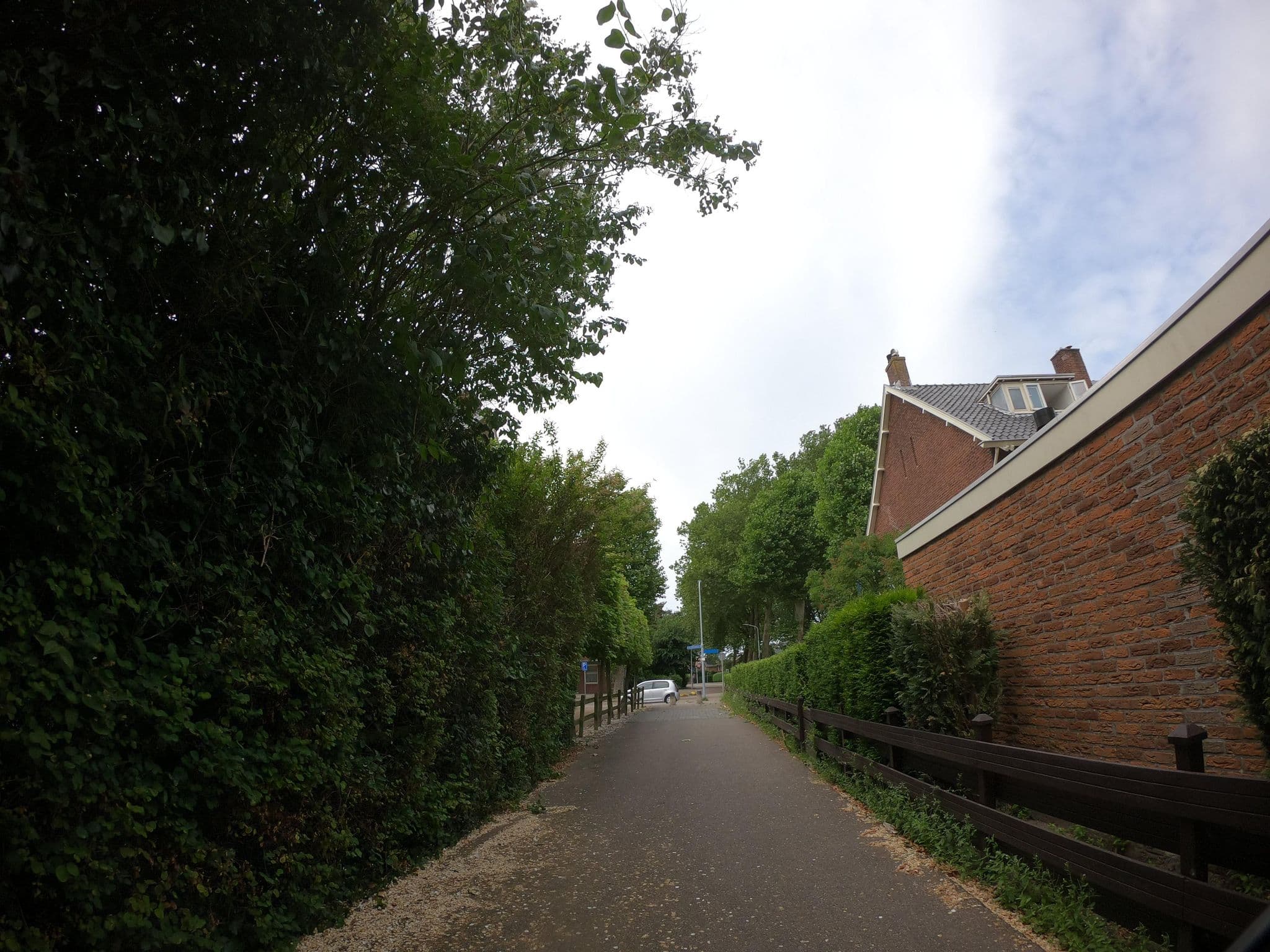 Street view near B&B Cottage X More, Badhoevedorp — © richlv (CC BY-SA · Mapillary)