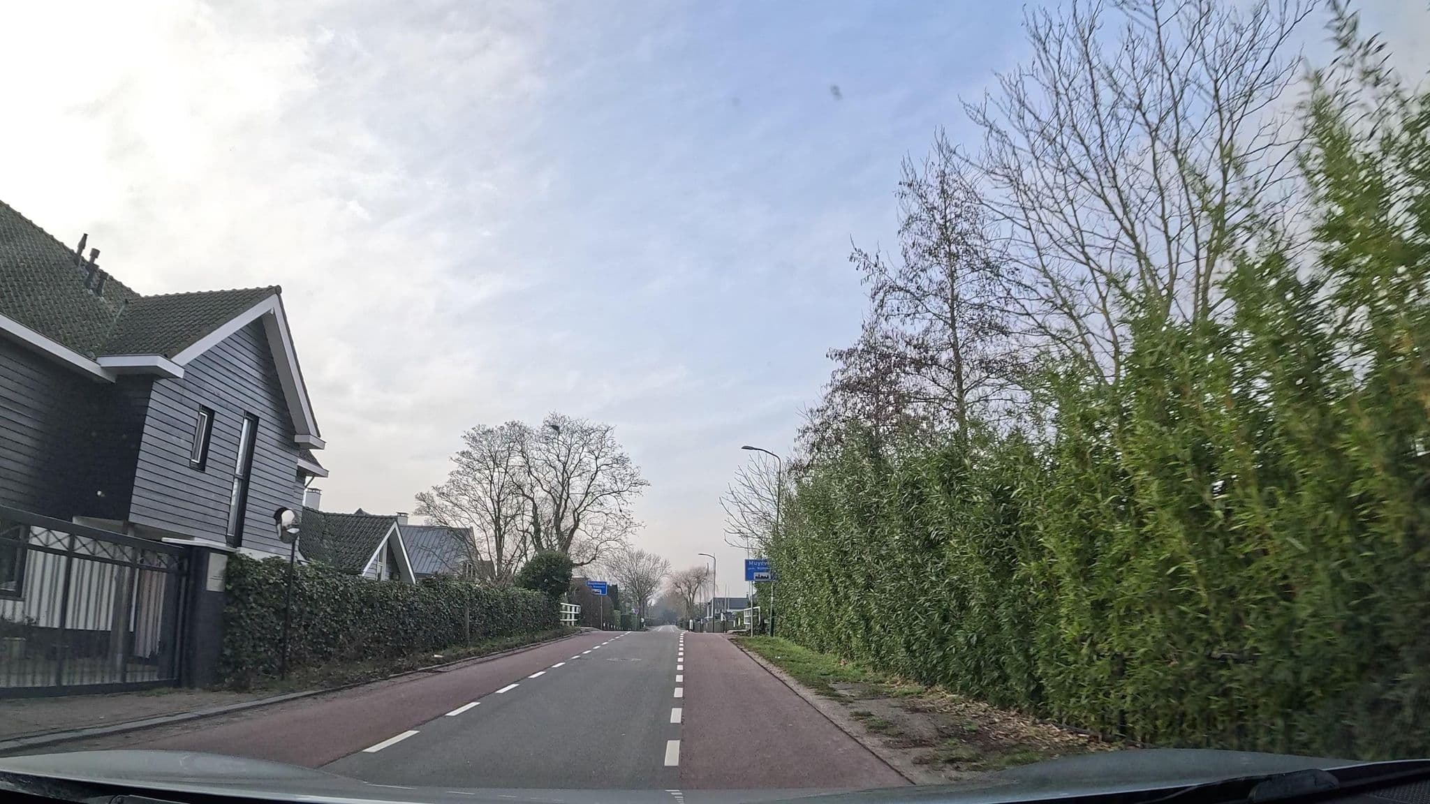 Street view near The Lake Suite, Oud-Loosdrecht — © thewizard (CC BY-SA · Mapillary)