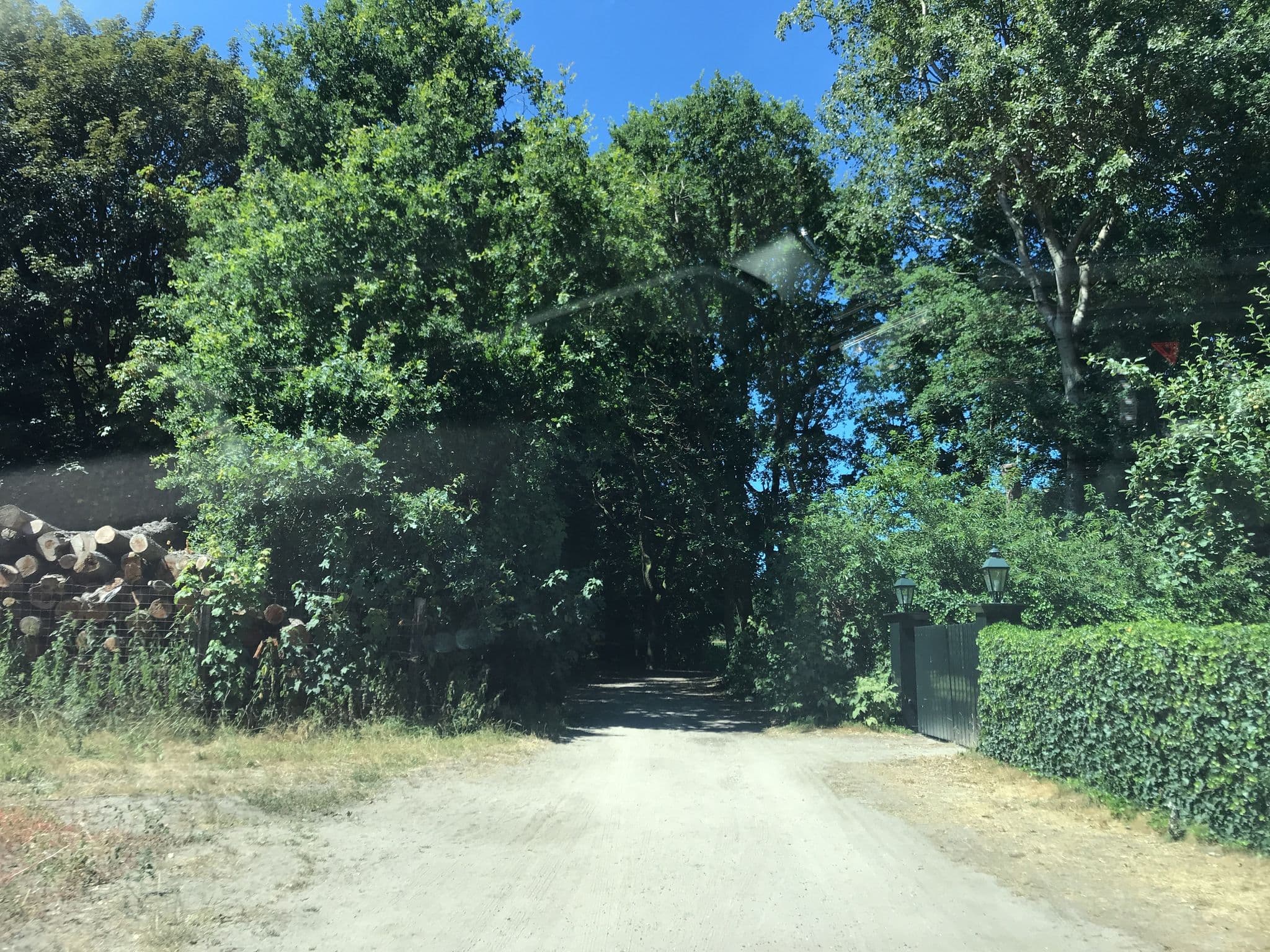 Street view near Buitenminsen, Huizen — © ottor (CC BY-SA · Mapillary)