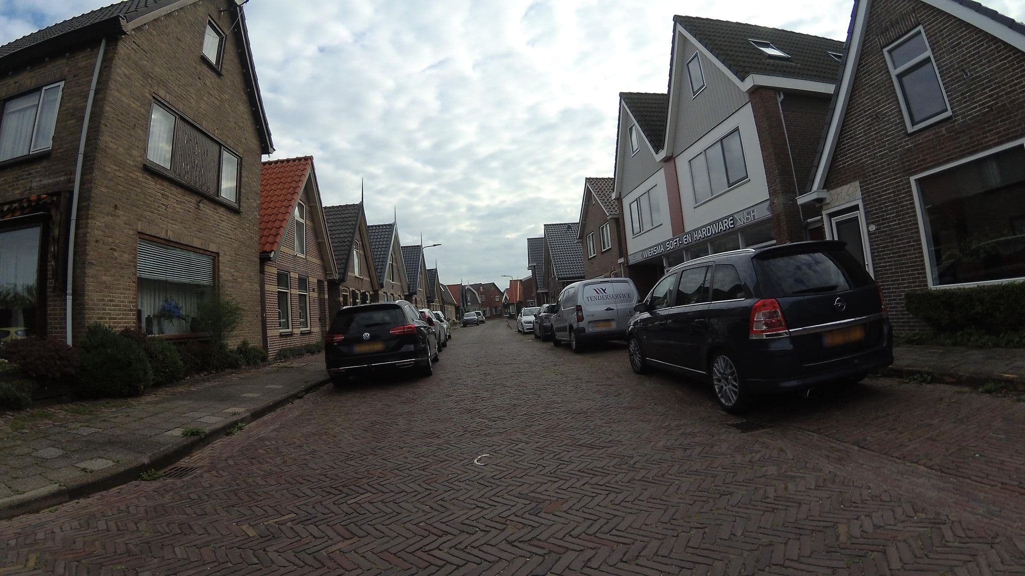 Street view near Bed & Kitchen Den Oever, Den Oever — © teddy73 (CC BY-SA · Mapillary)