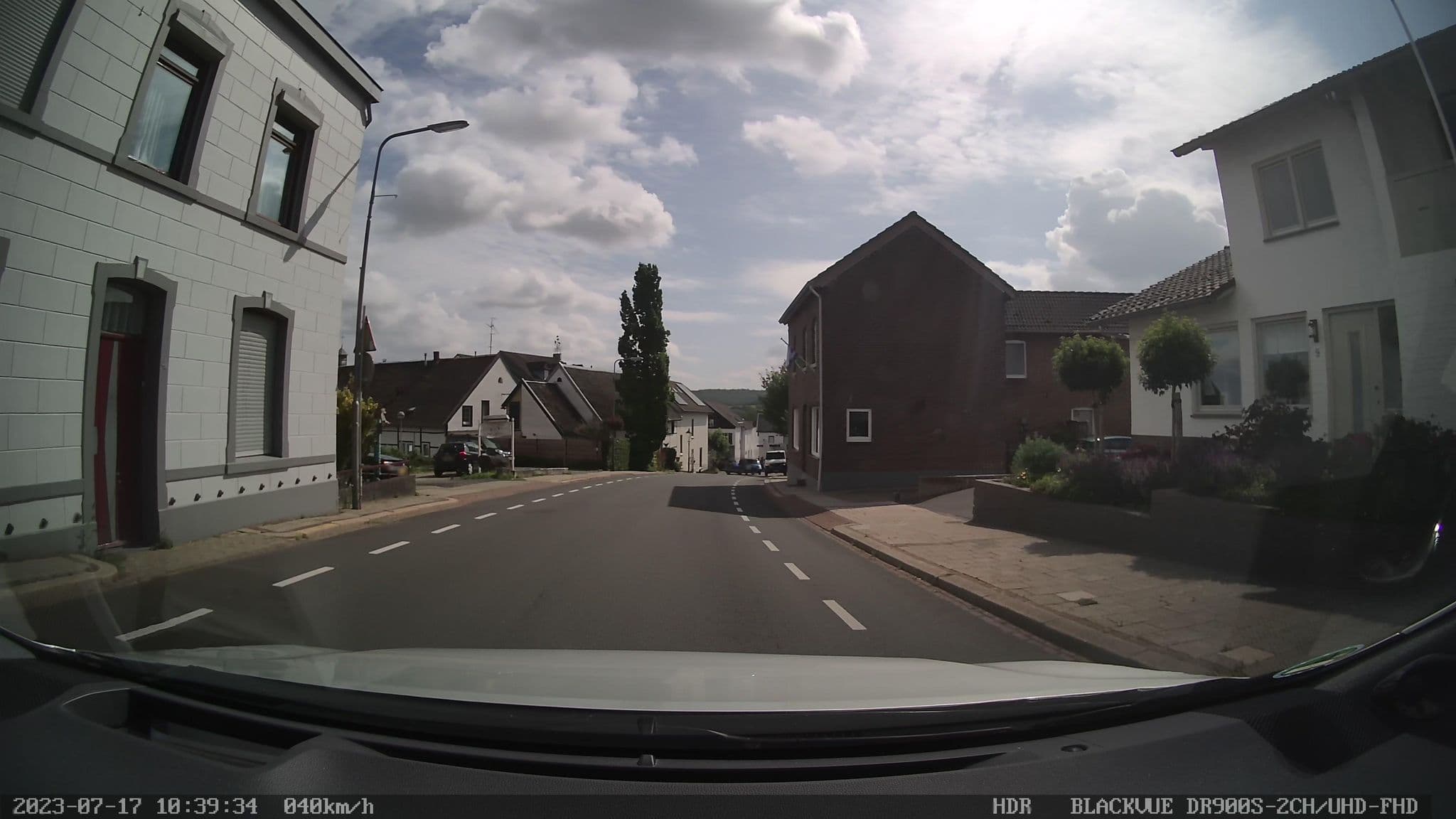 Street view near NH Zuid Limburg, Mechelen — © madel (CC BY-SA · Mapillary)