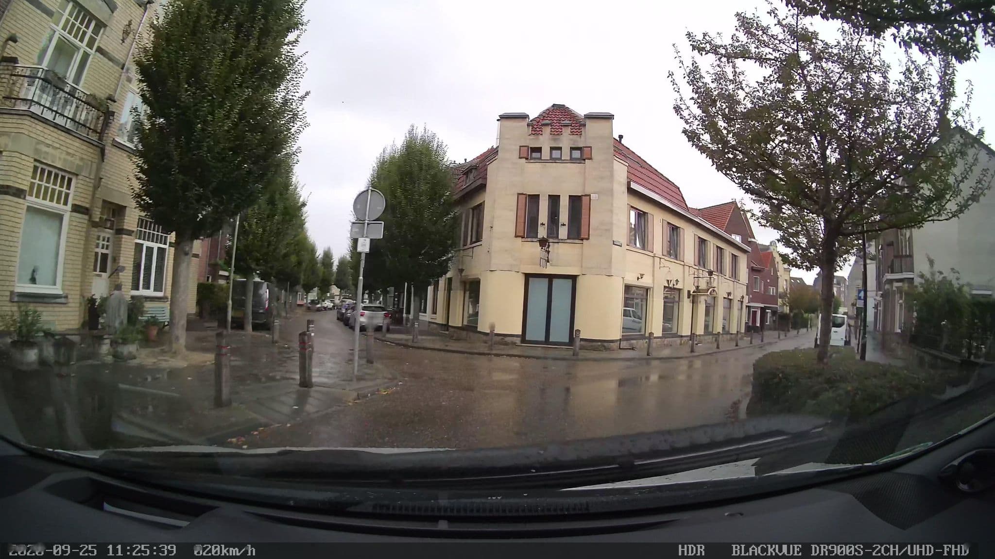 Street view near De Geulvallei, Broekhem — © madel (CC BY-SA · Mapillary)