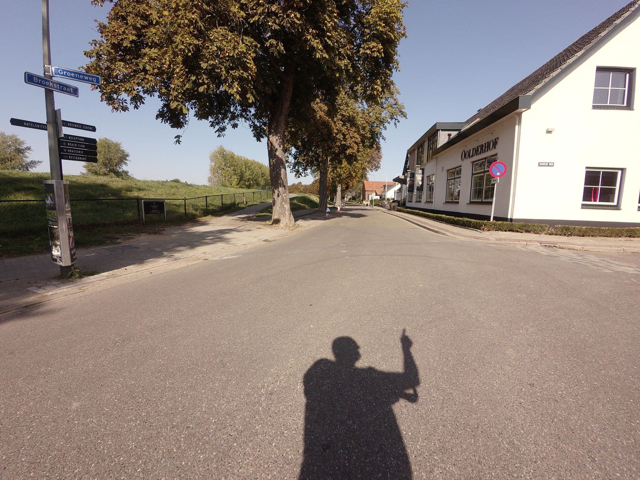 Street view near Oolderhof Restaurant - Brasserie - Bar, Herten — © madel (CC BY-SA · Mapillary)
