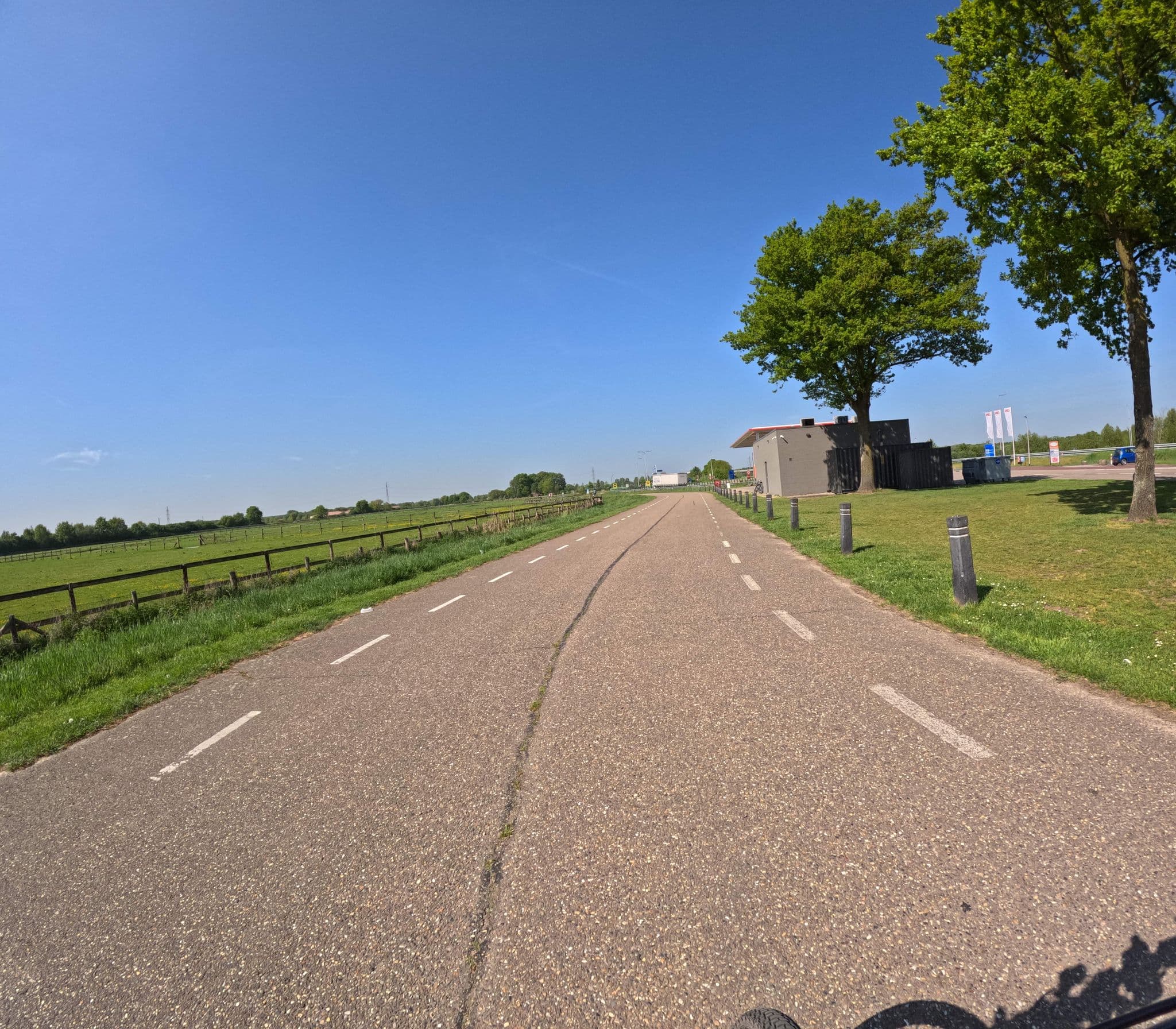 Street view near Kamer145, Leeuwen — © madel (CC BY-SA · Mapillary)