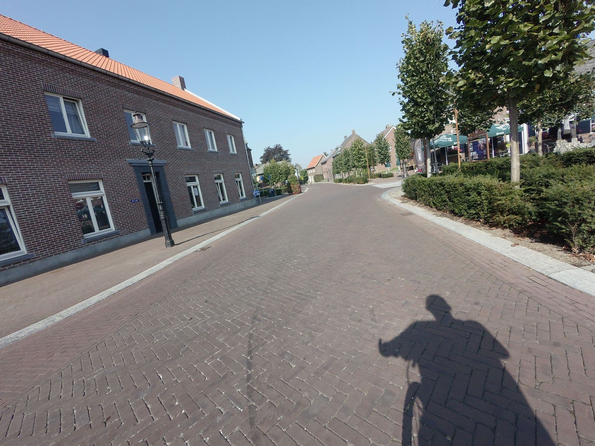 Street view near 't Poshoes, Beesel — © madel (CC BY-SA · Mapillary)