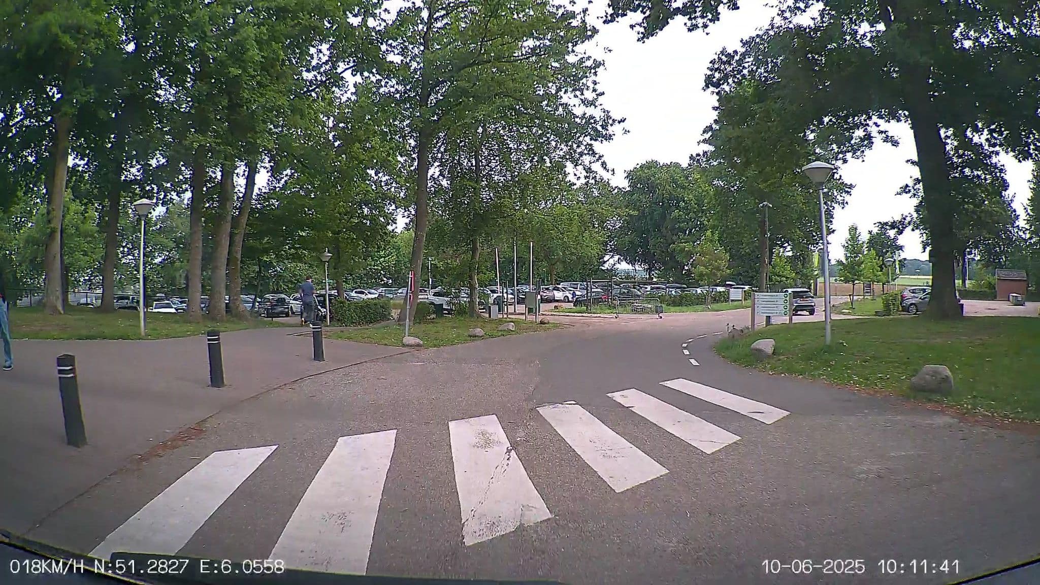 Street view near Cottage 001, Kessel — © heetENkoel (CC BY-SA · Mapillary)
